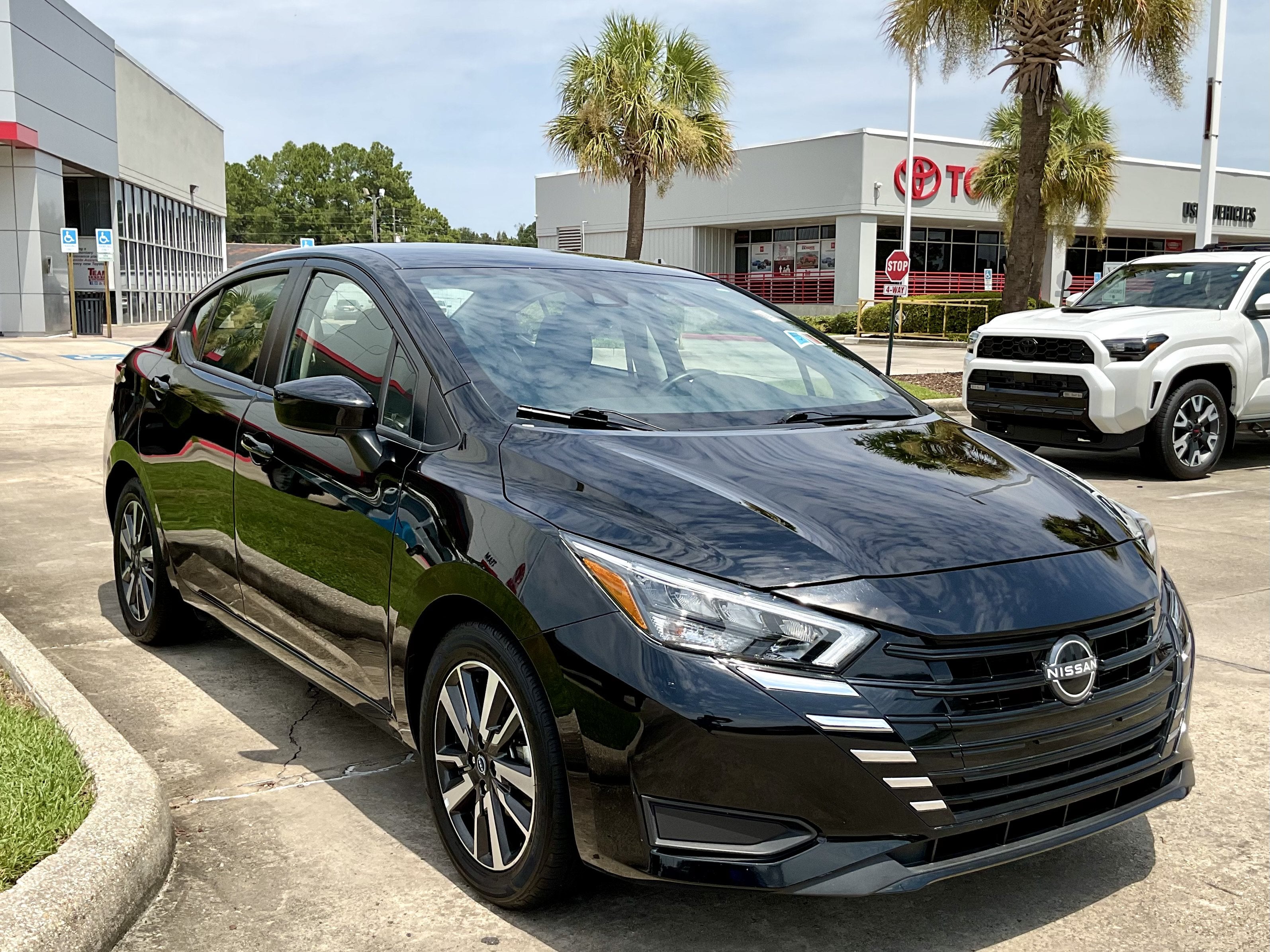 2025 Nissan Versa SV