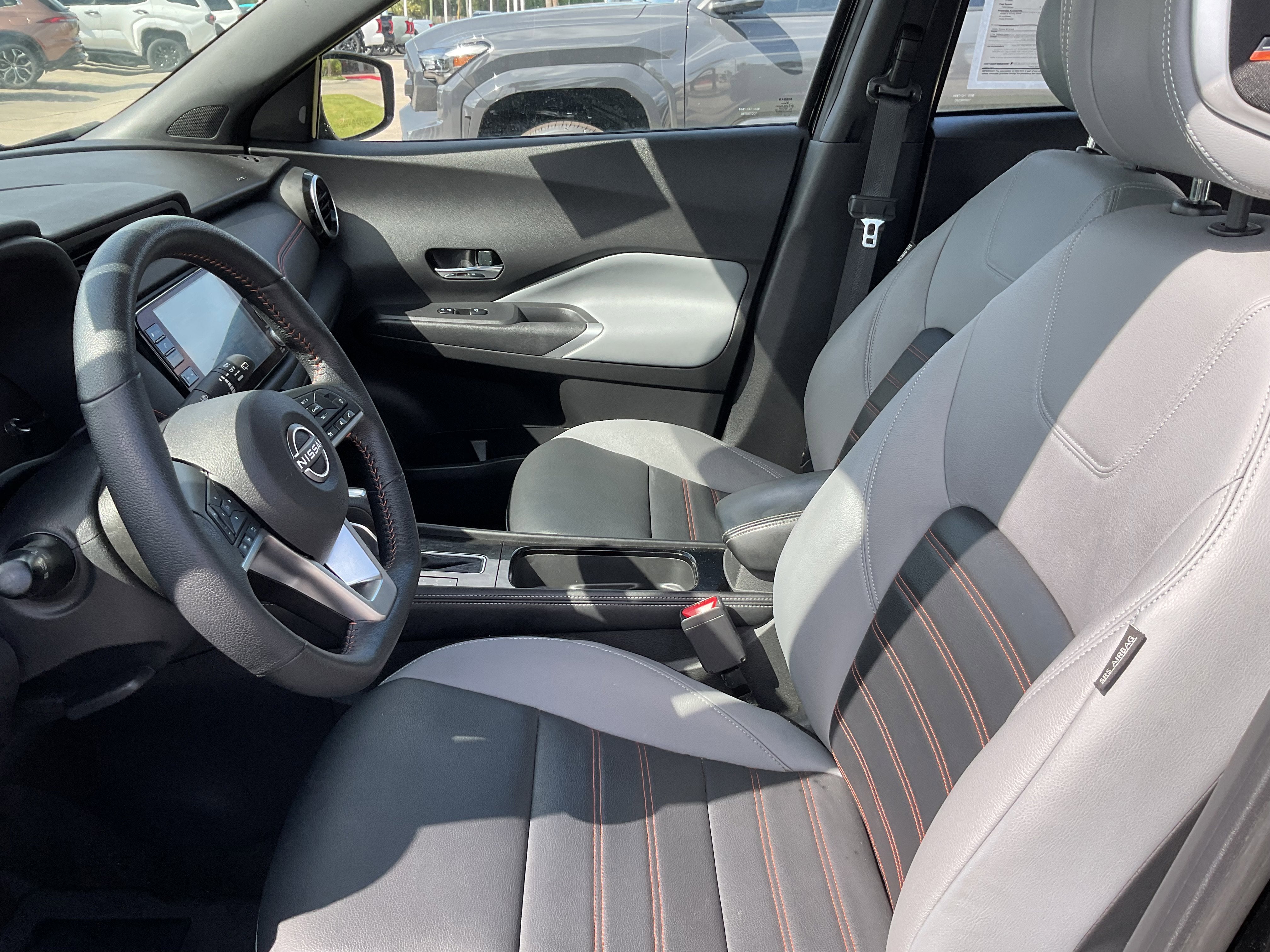 2023 Nissan Kicks SR