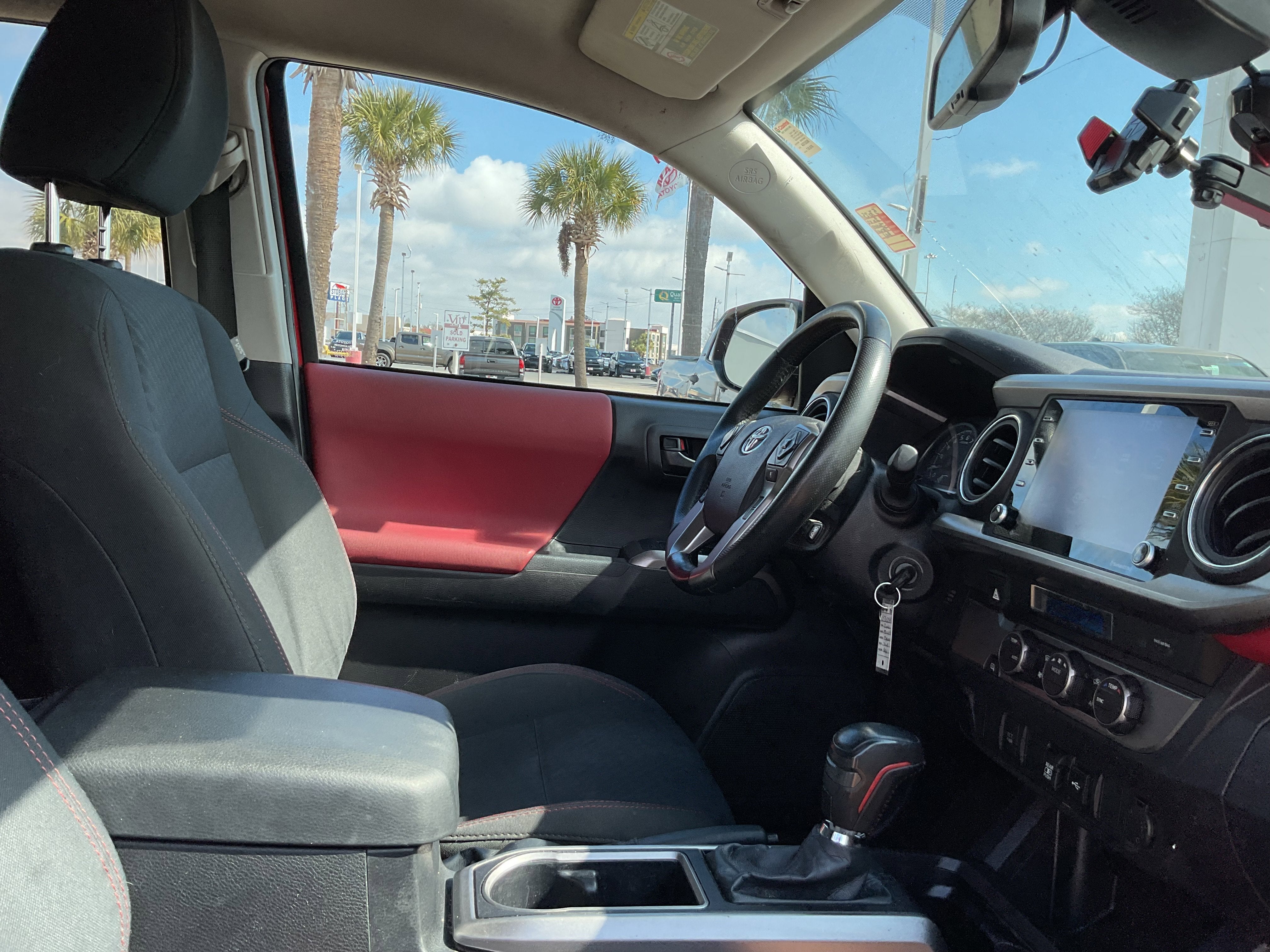 2022 Toyota TACOMA SR5 SR5