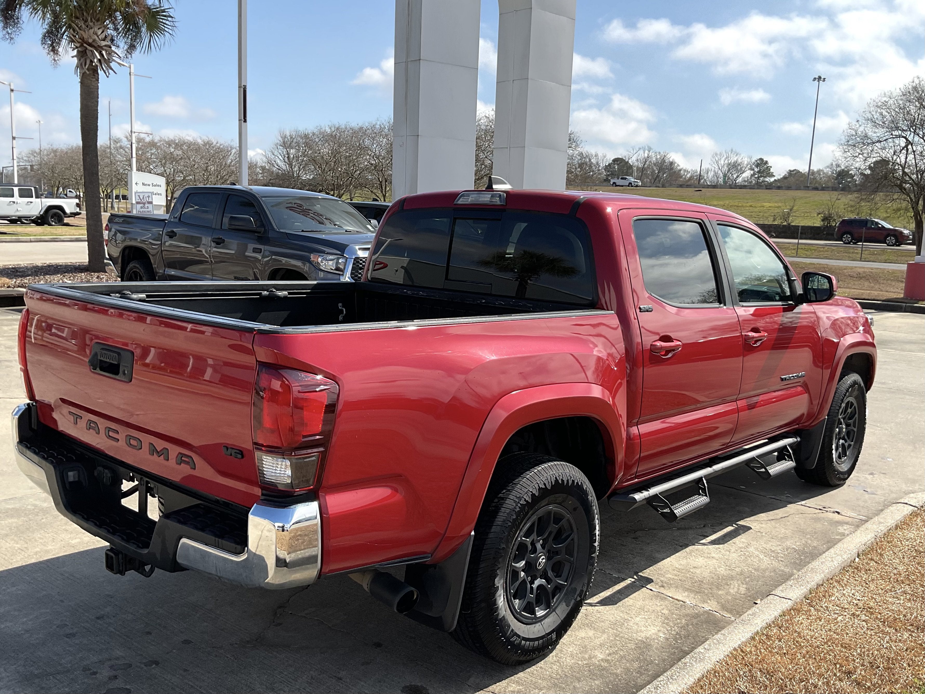 2022 Toyota TACOMA SR5 SR5