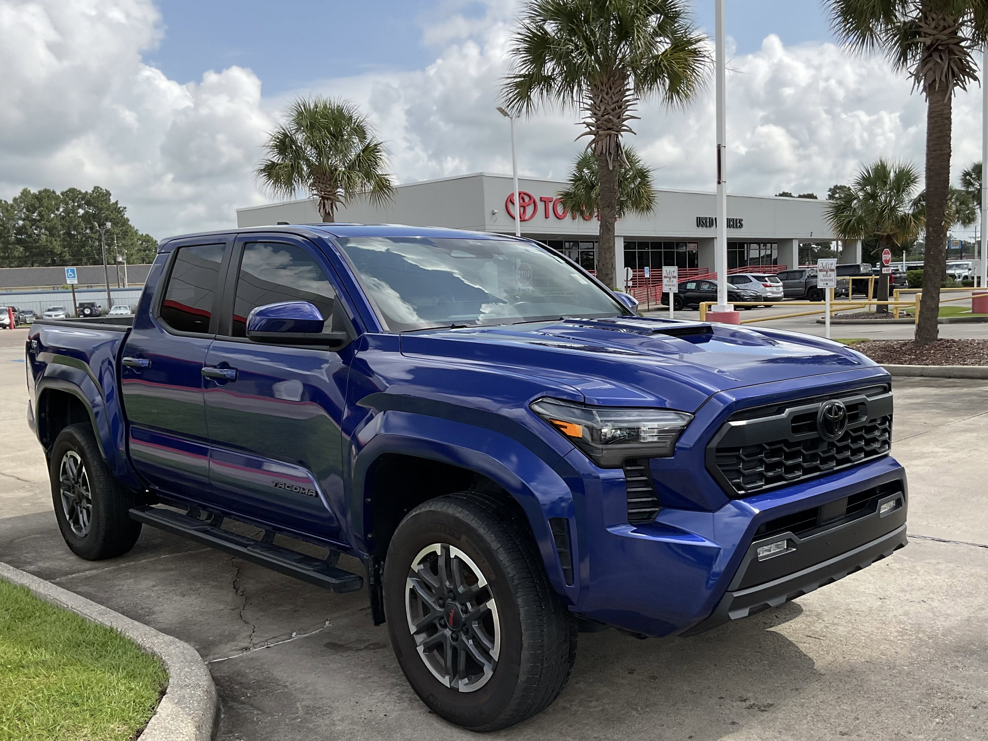 2024 Toyota Tacoma 2WD TRD Sport