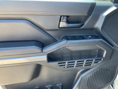 2024 Toyota TACOMA SR5 SR5
