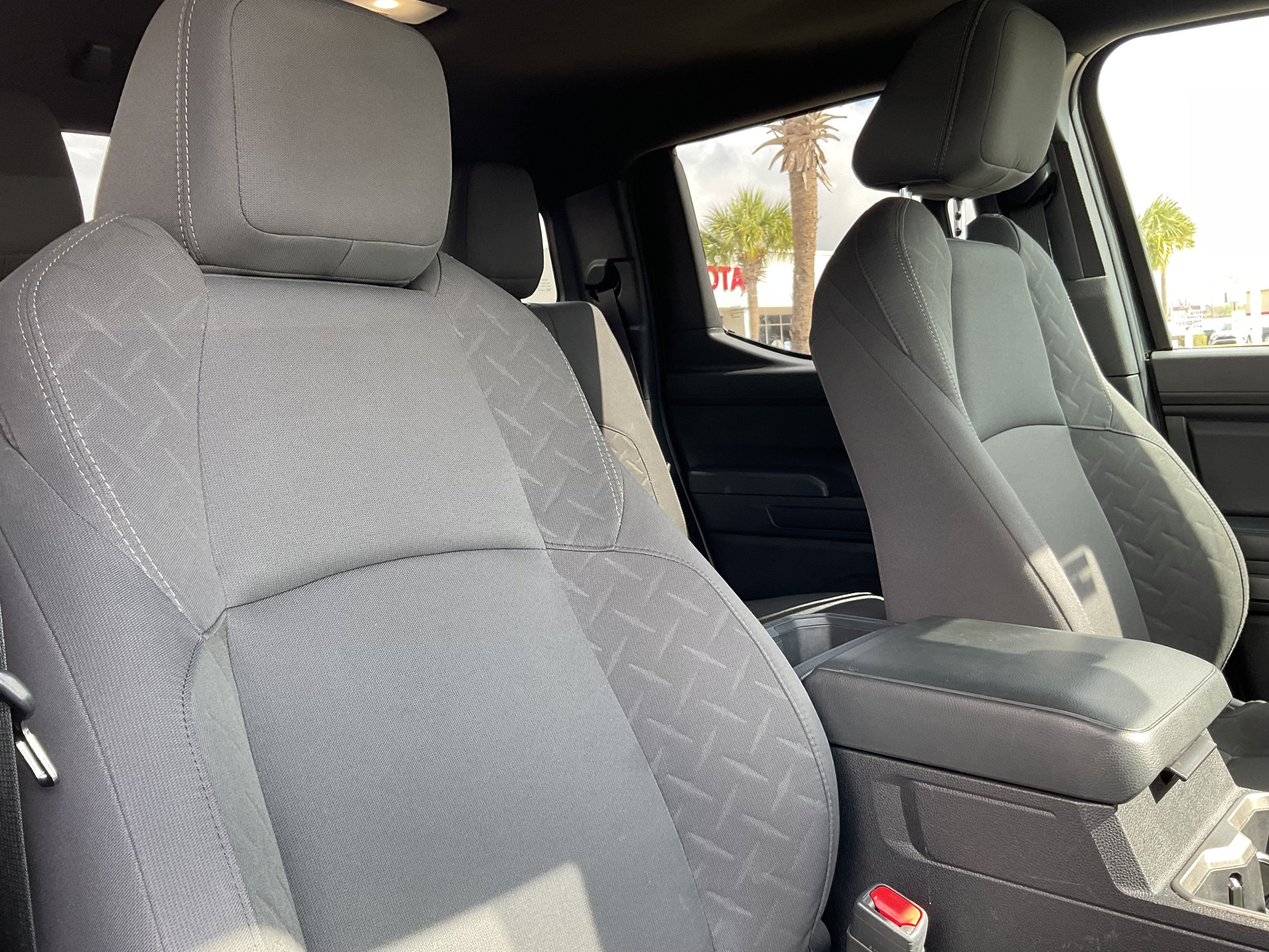 2024 Toyota TACOMA SR5 SR5