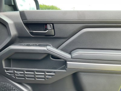 2025 Toyota TACOMA SR5 SR5