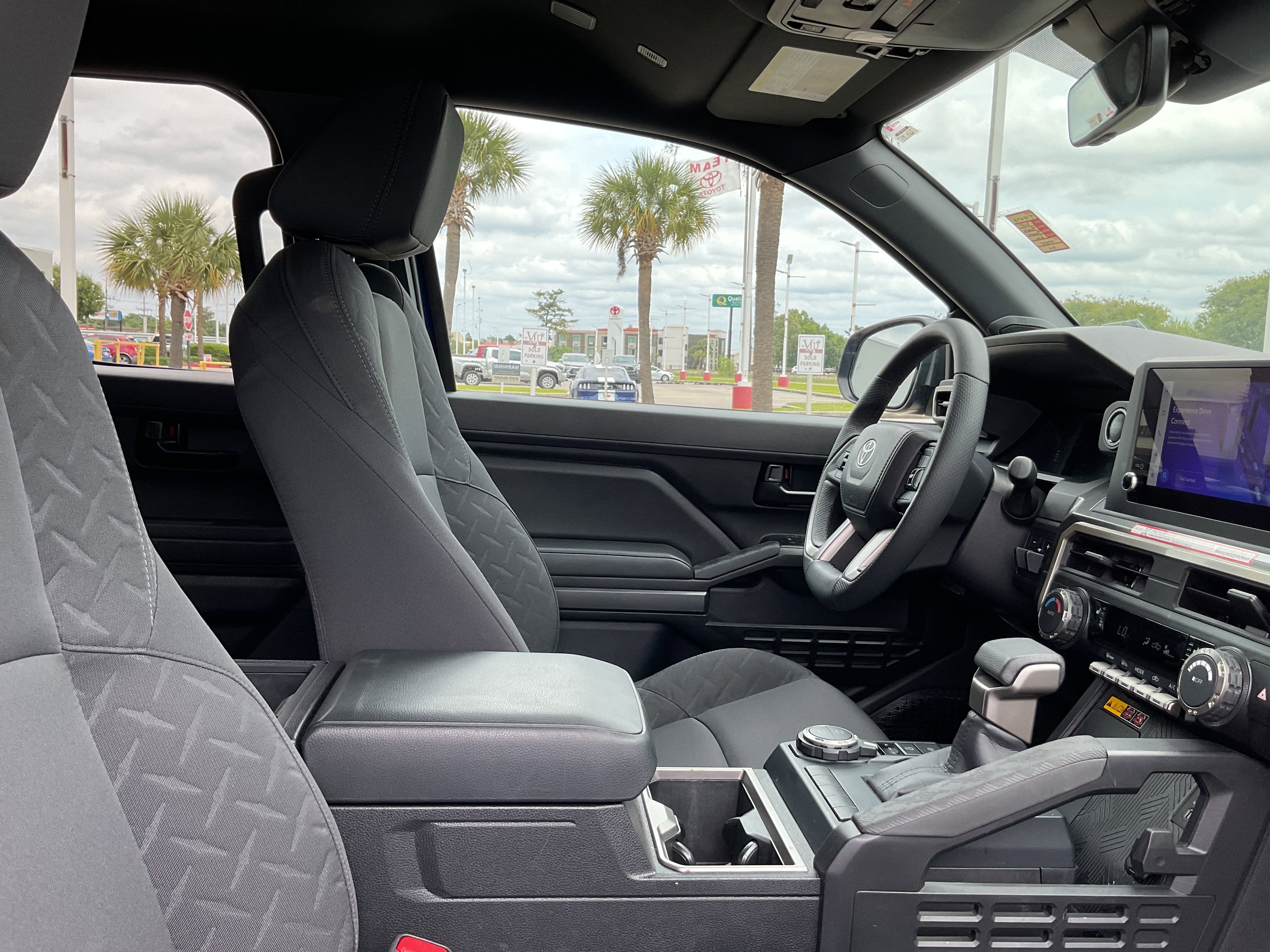 2025 Toyota TACOMA SR5 SR5