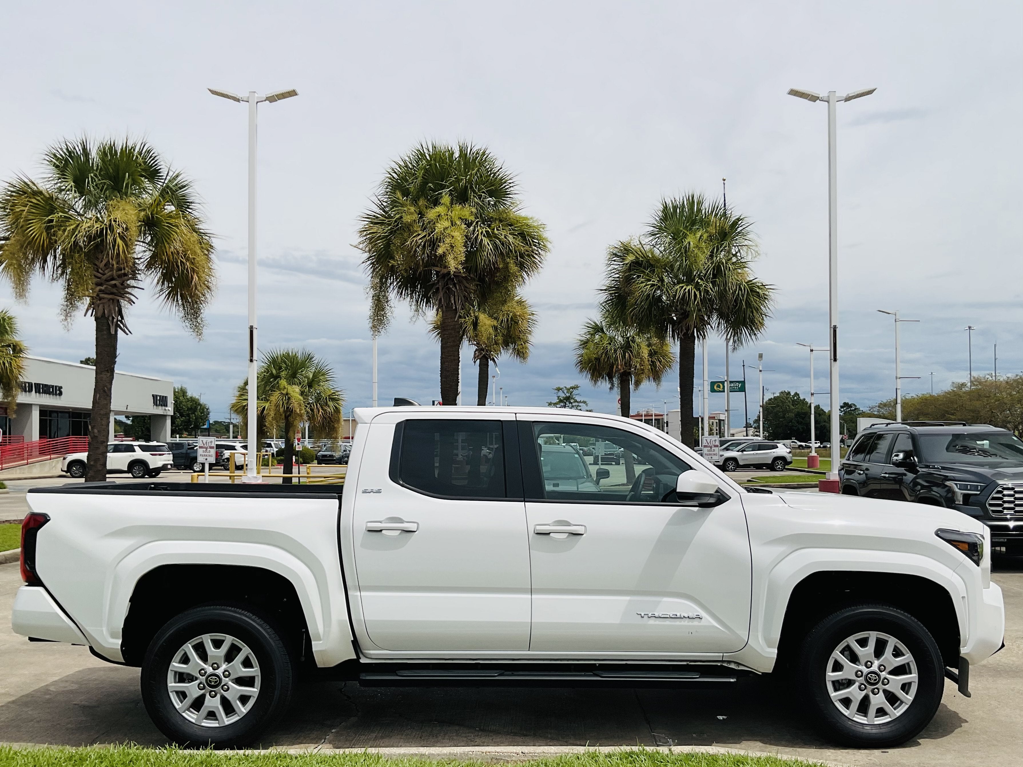 2025 Toyota Tacoma SR5