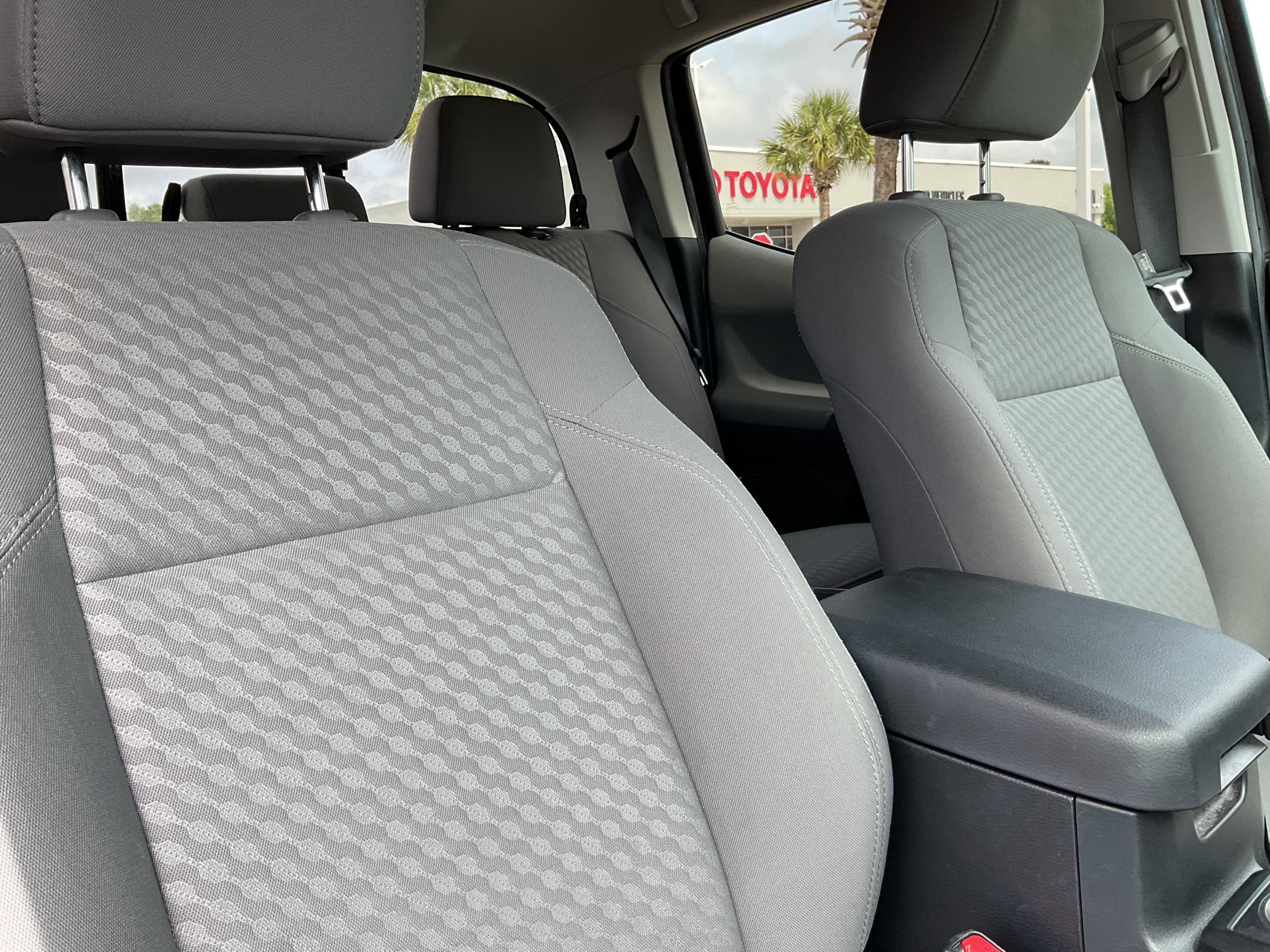 2022 Toyota TACOMA SR SR