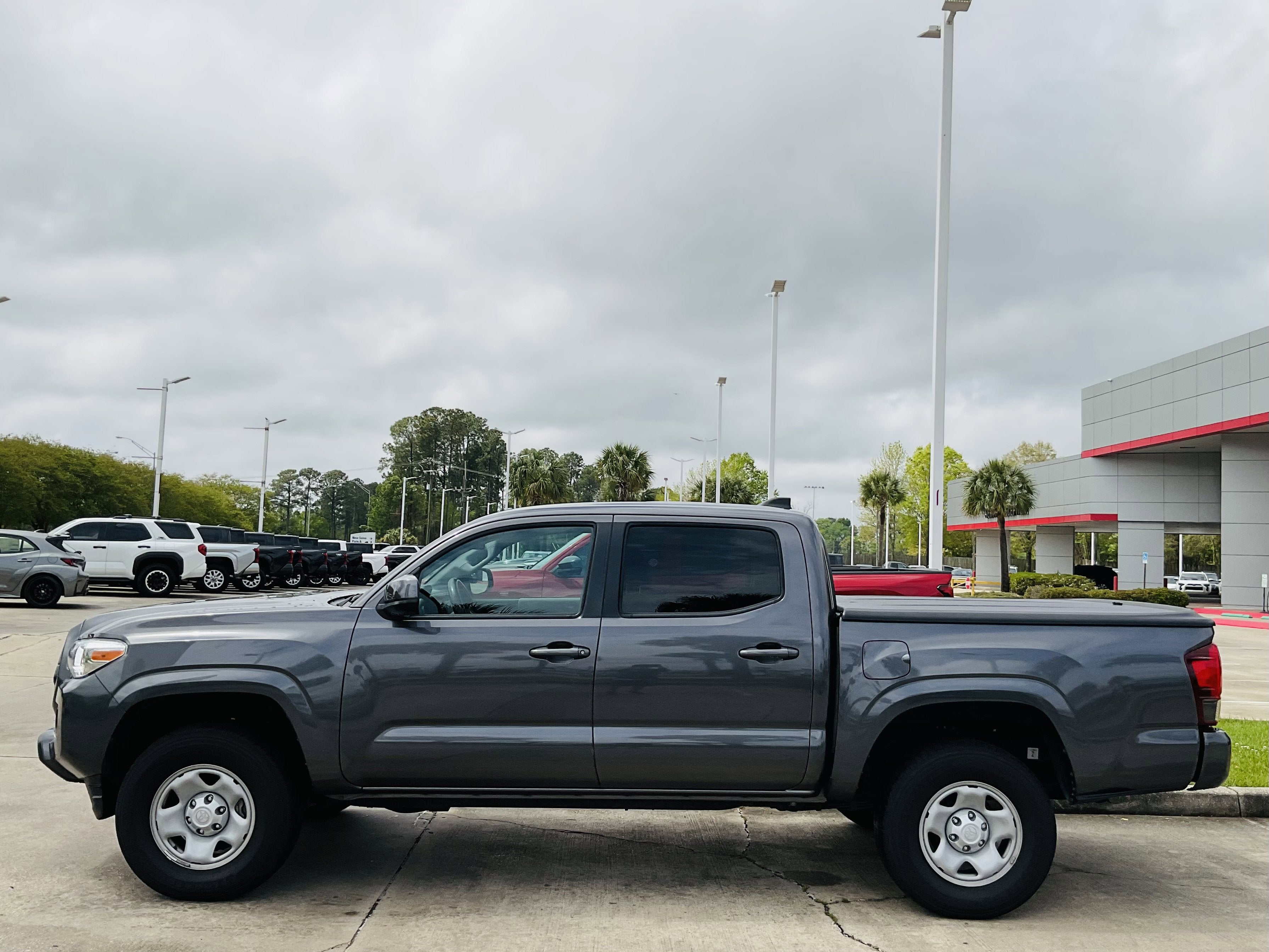 2022 Toyota TACOMA SR SR
