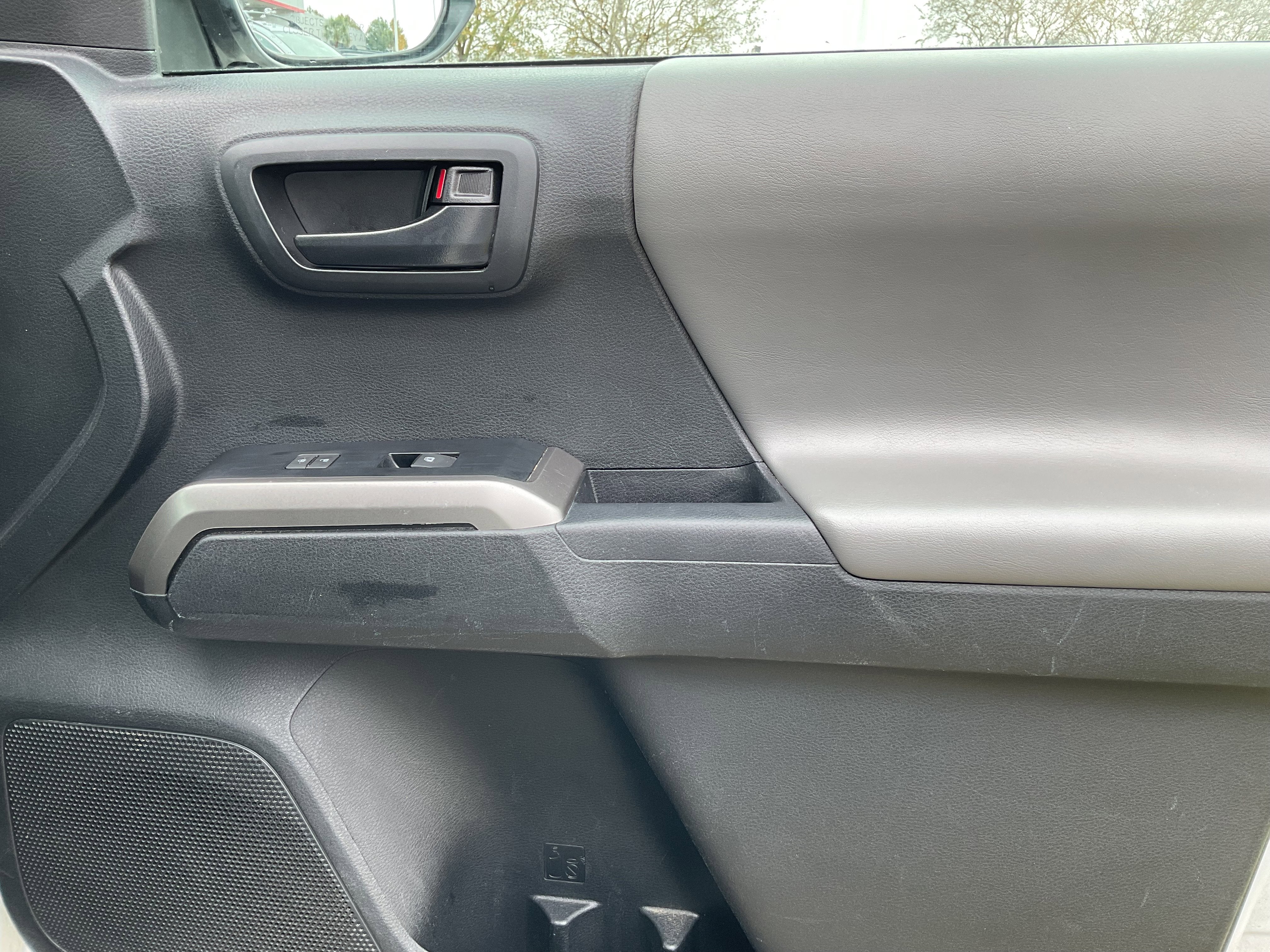 2023 Toyota TACOMA SR5 SR5