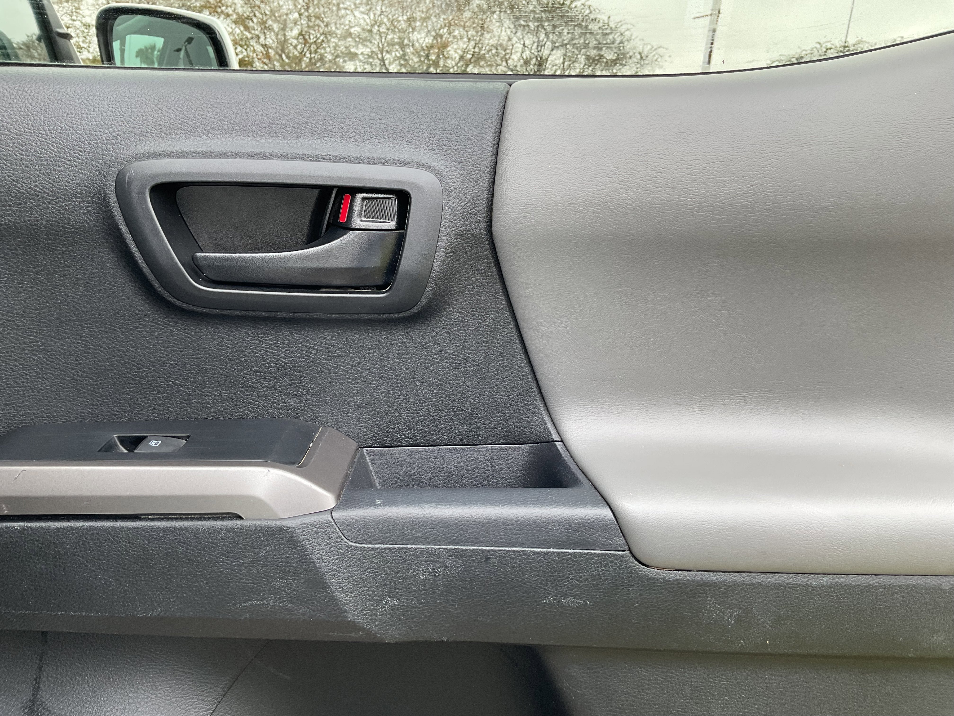 2023 Toyota TACOMA SR5 SR5