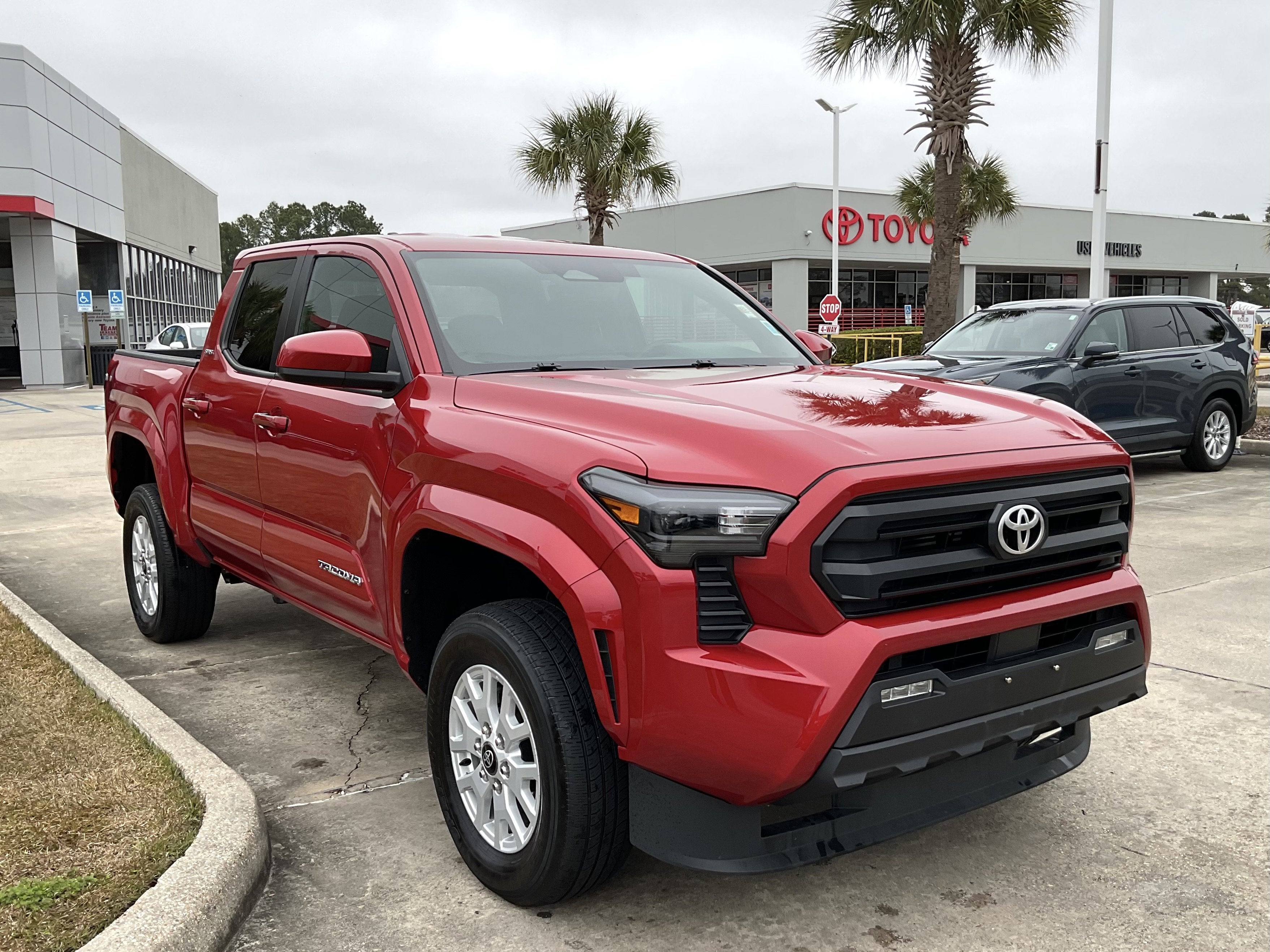 2024 Toyota TACOMA SR5 SR5