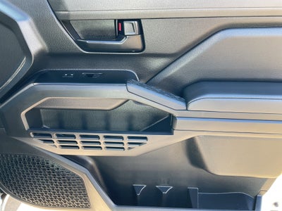 2025 Toyota TACOMA SR SR