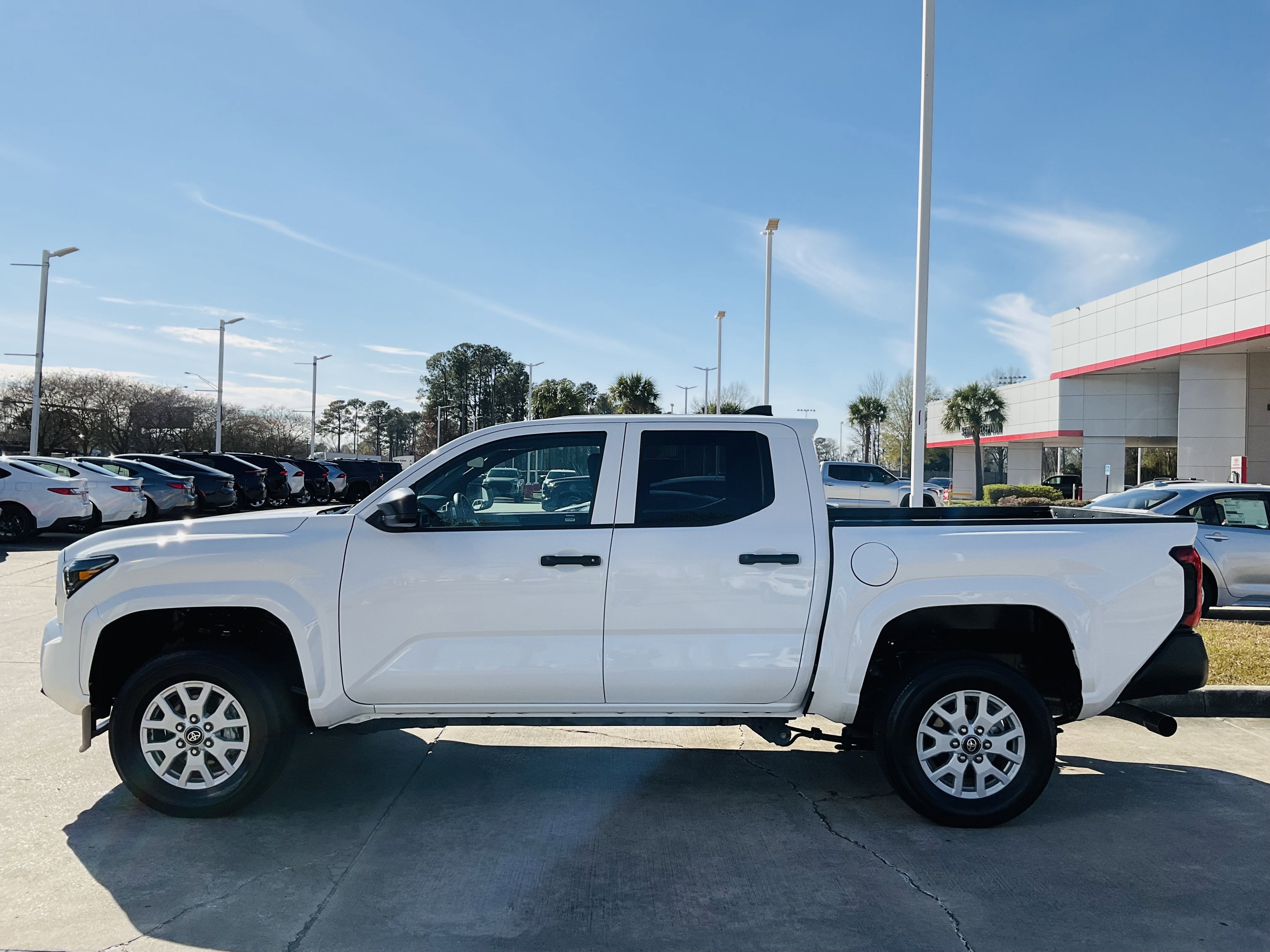 2025 Toyota TACOMA SR SR