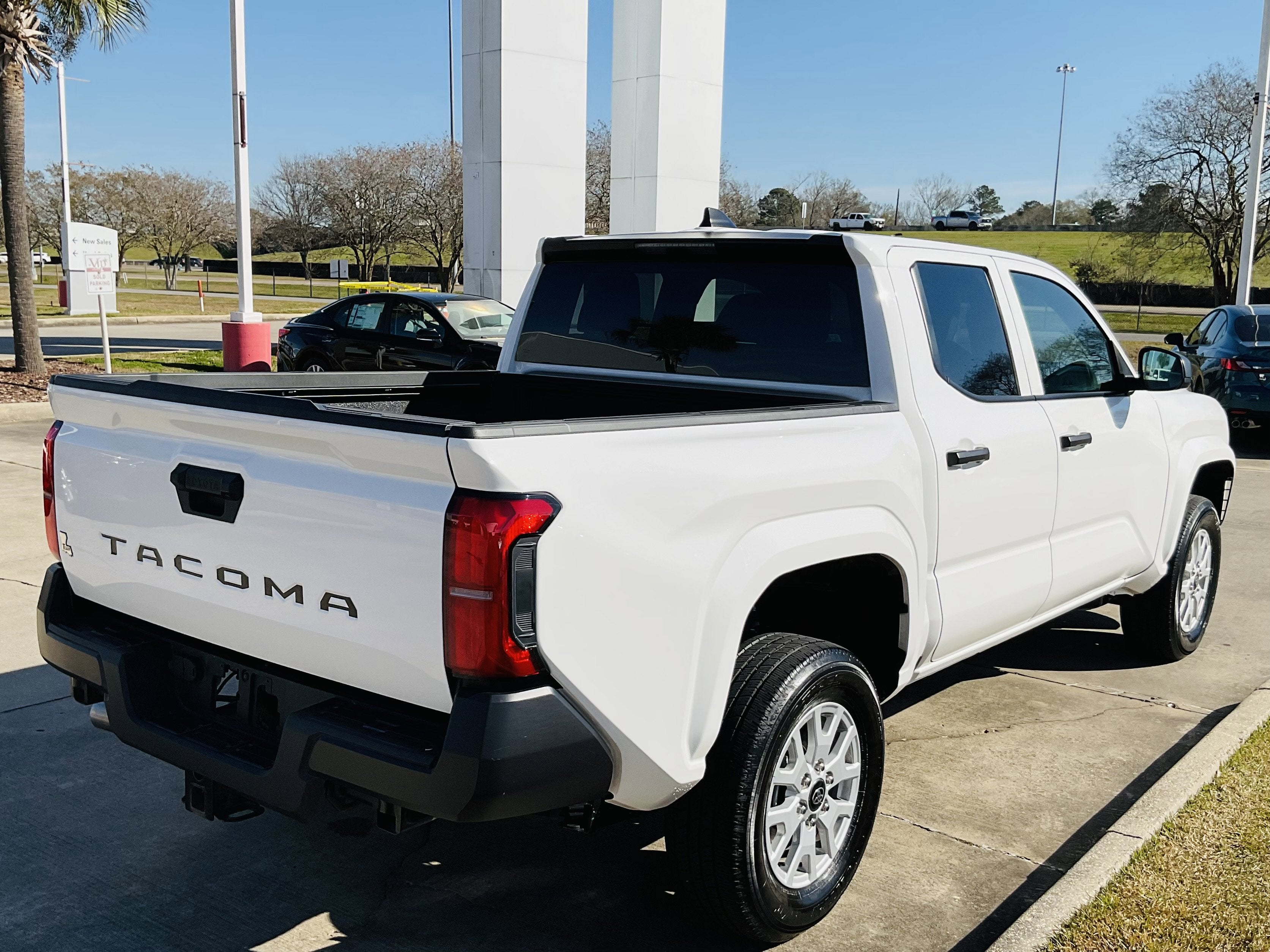 2025 Toyota TACOMA SR SR