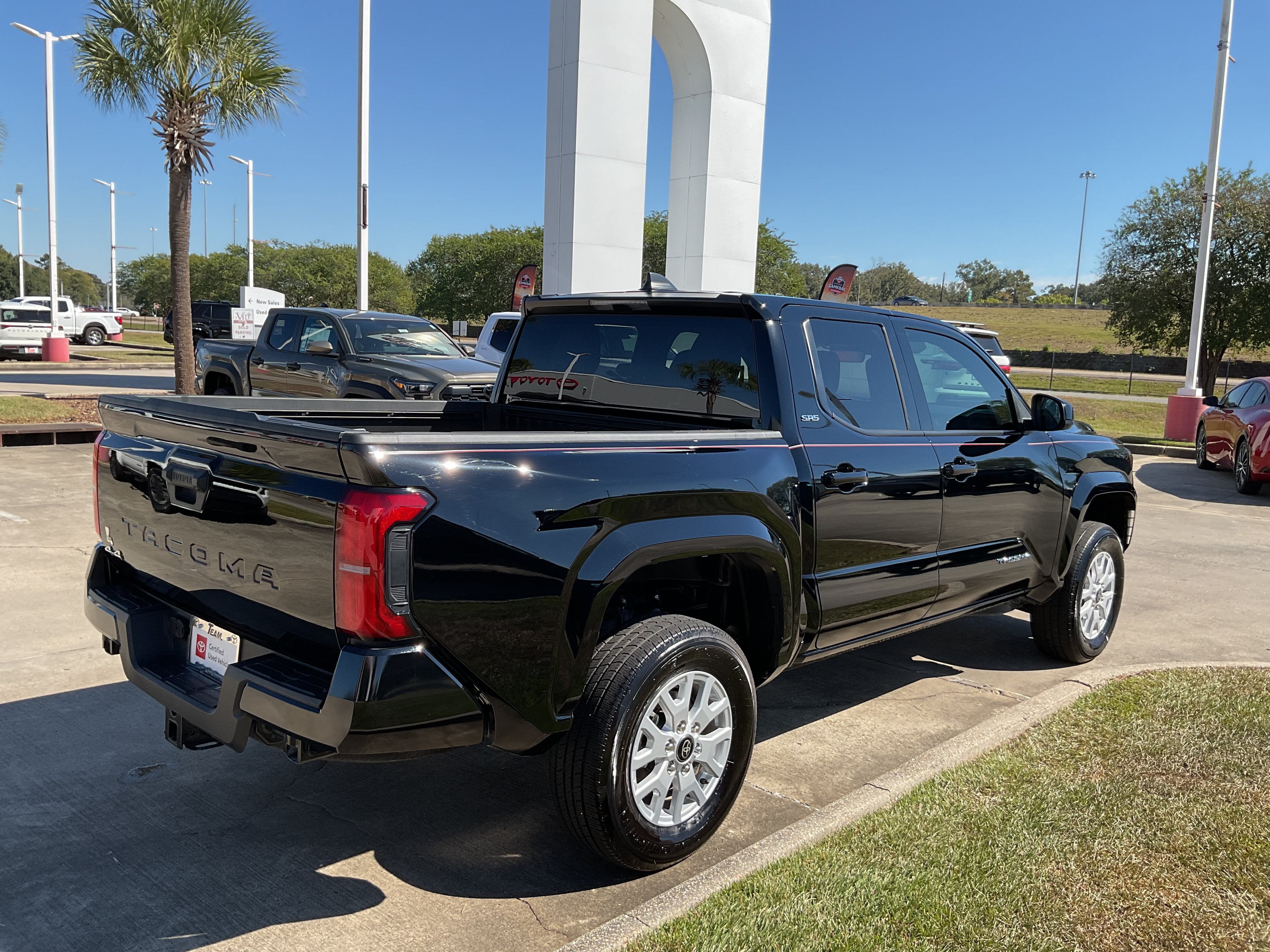 2025 Toyota Tacoma SR5