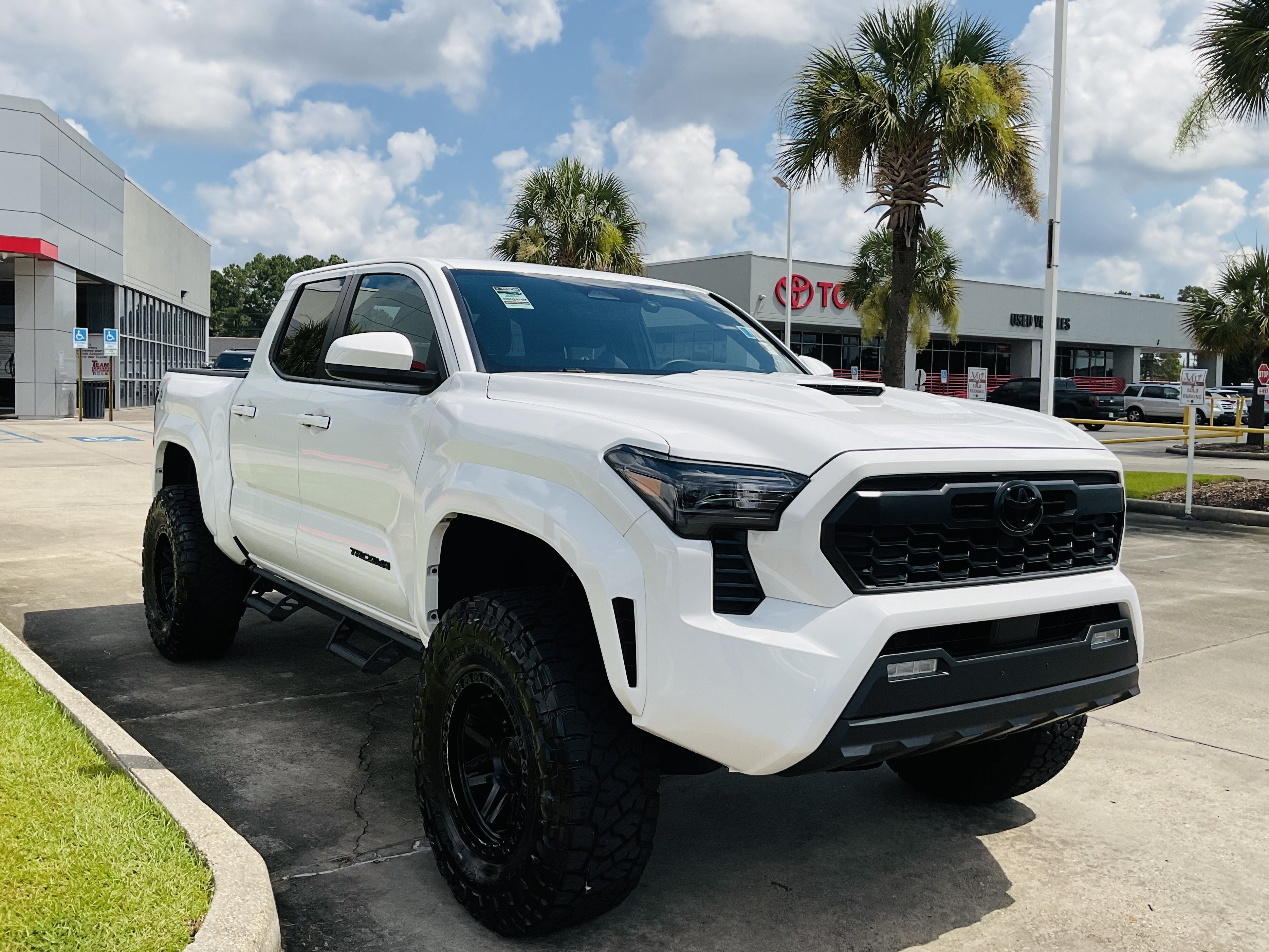 2025 Toyota Tacoma TRD Sport
