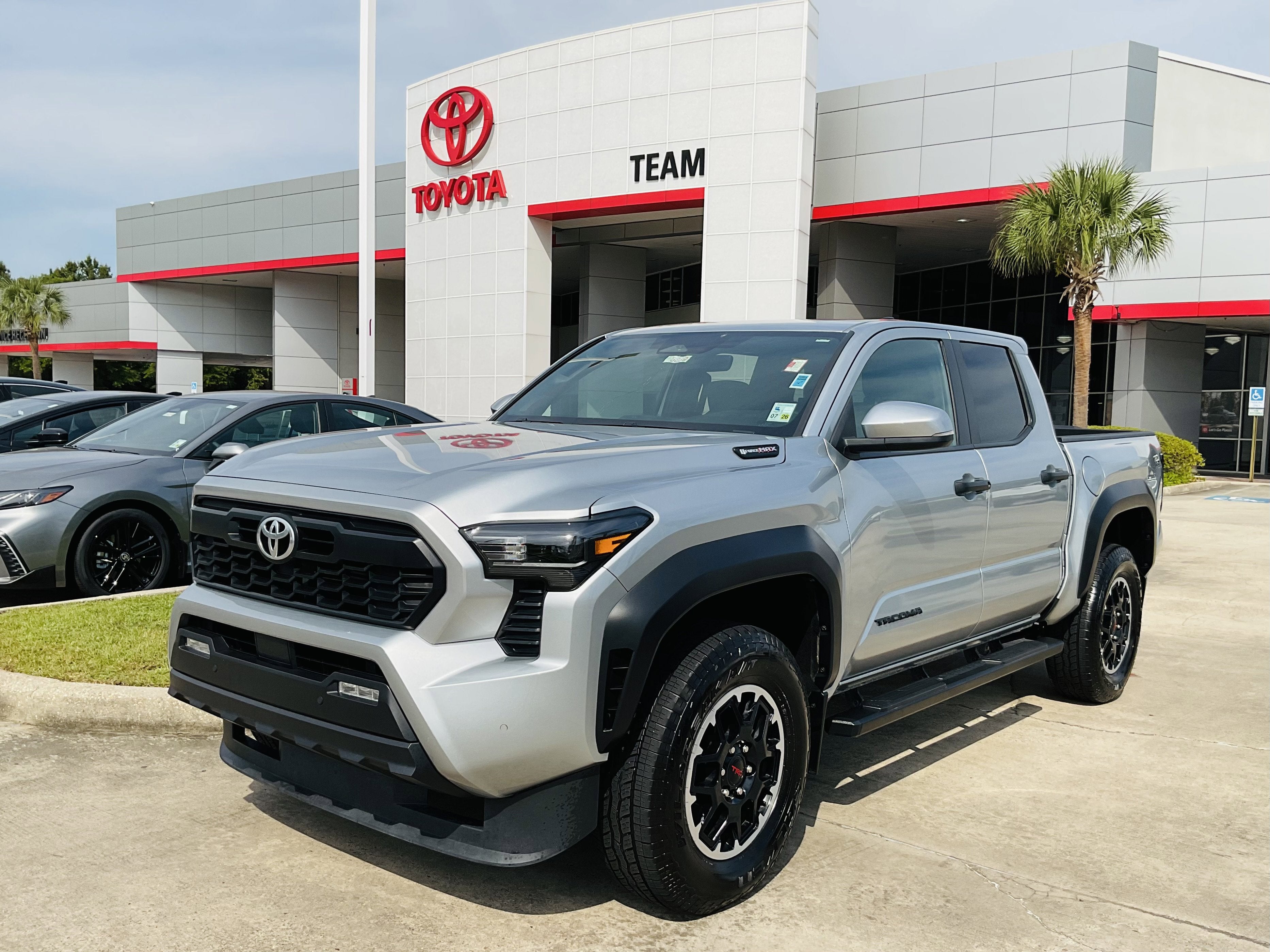 2024 Toyota TACOMA TRD OFFRD TRD Off Road Hybrid