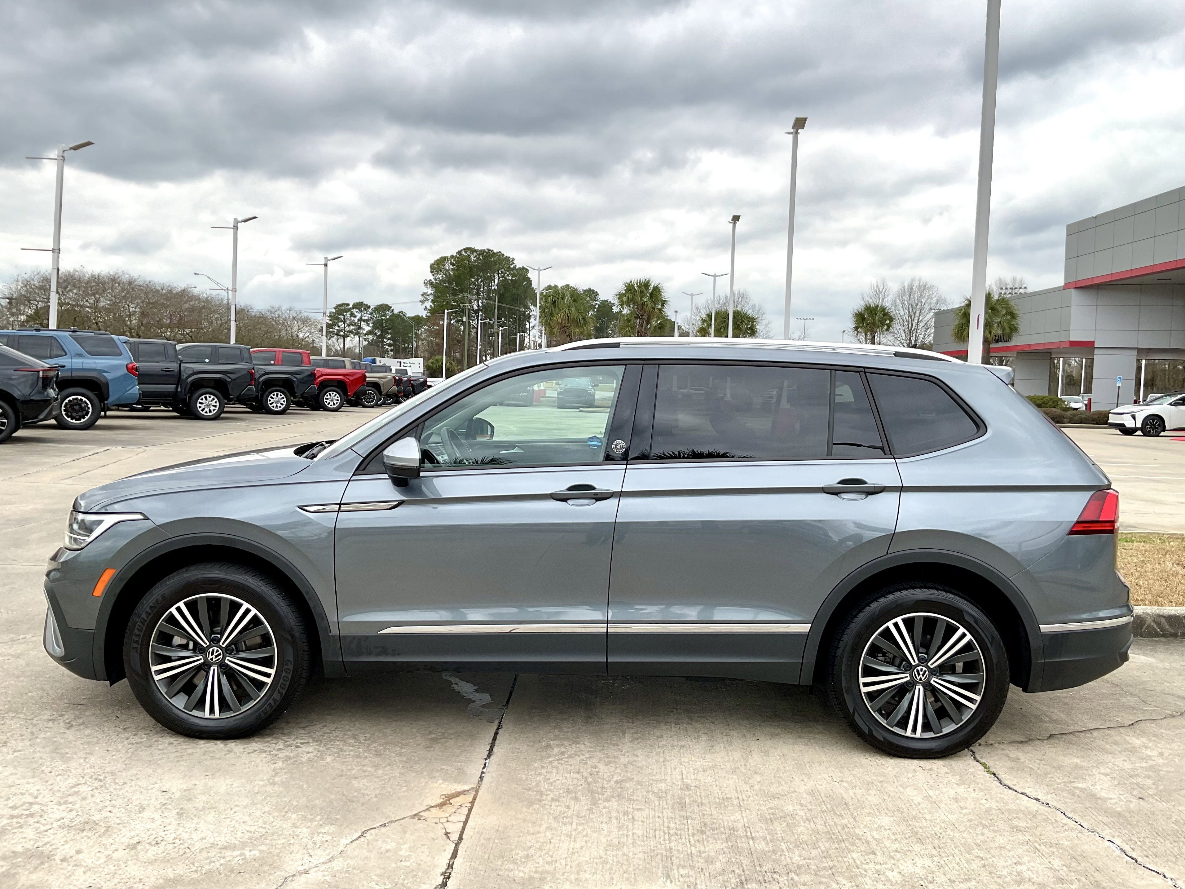 2024 Volkswagen Tiguan Wolfsburg Edition