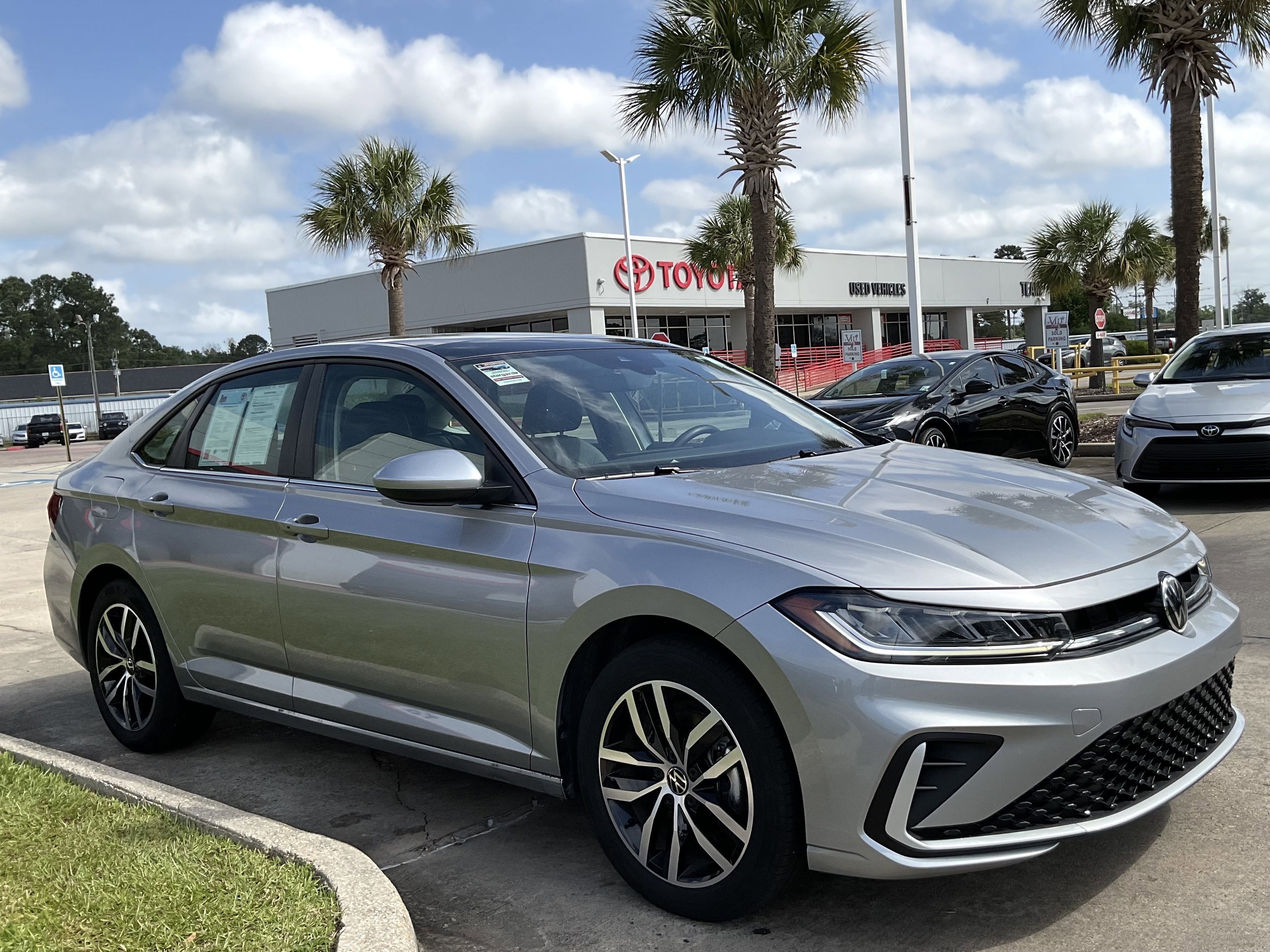 2025 Volkswagen Jetta SE