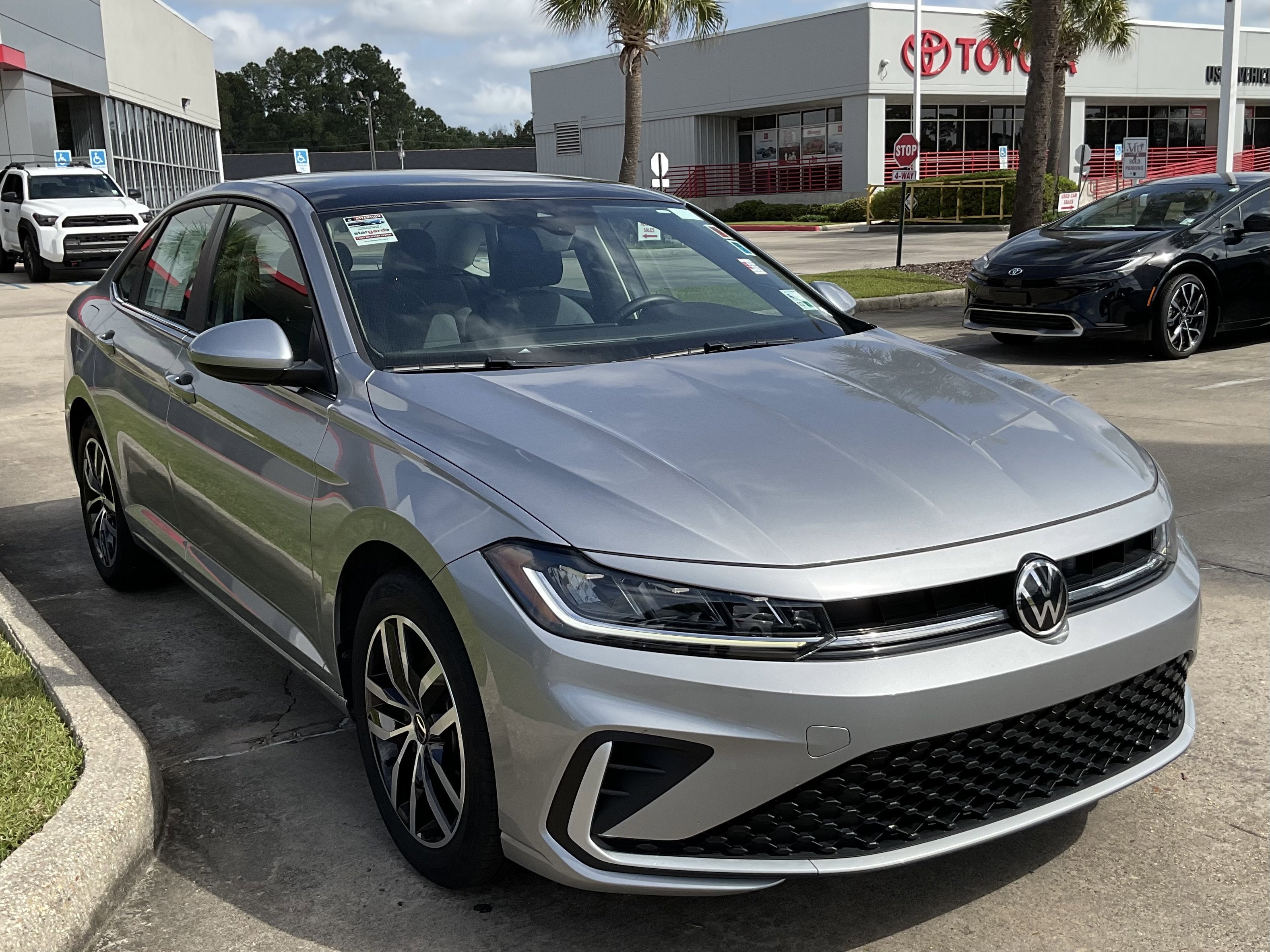 2025 Volkswagen Jetta SE