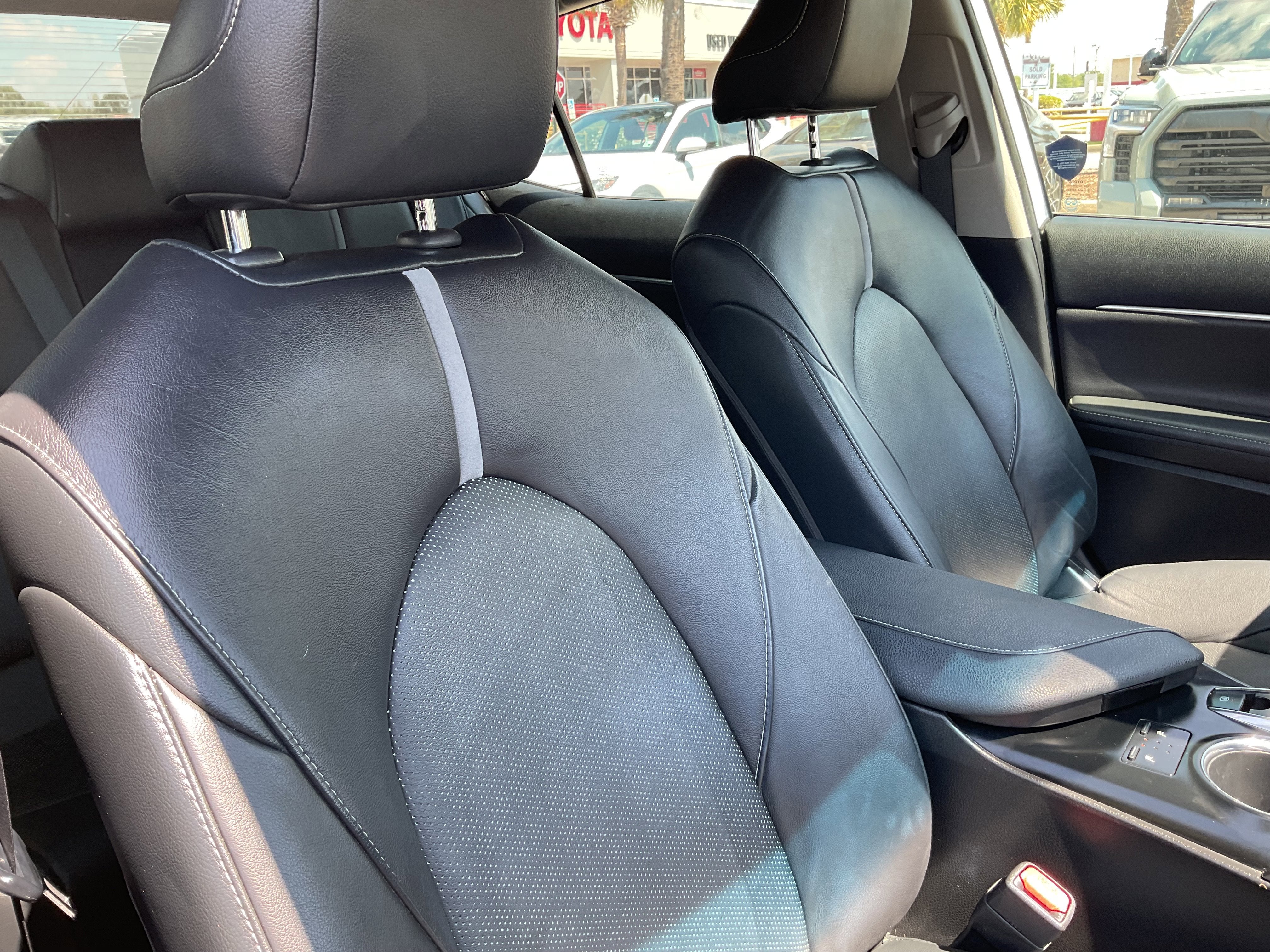 2019 Toyota CAMRY XLE V6