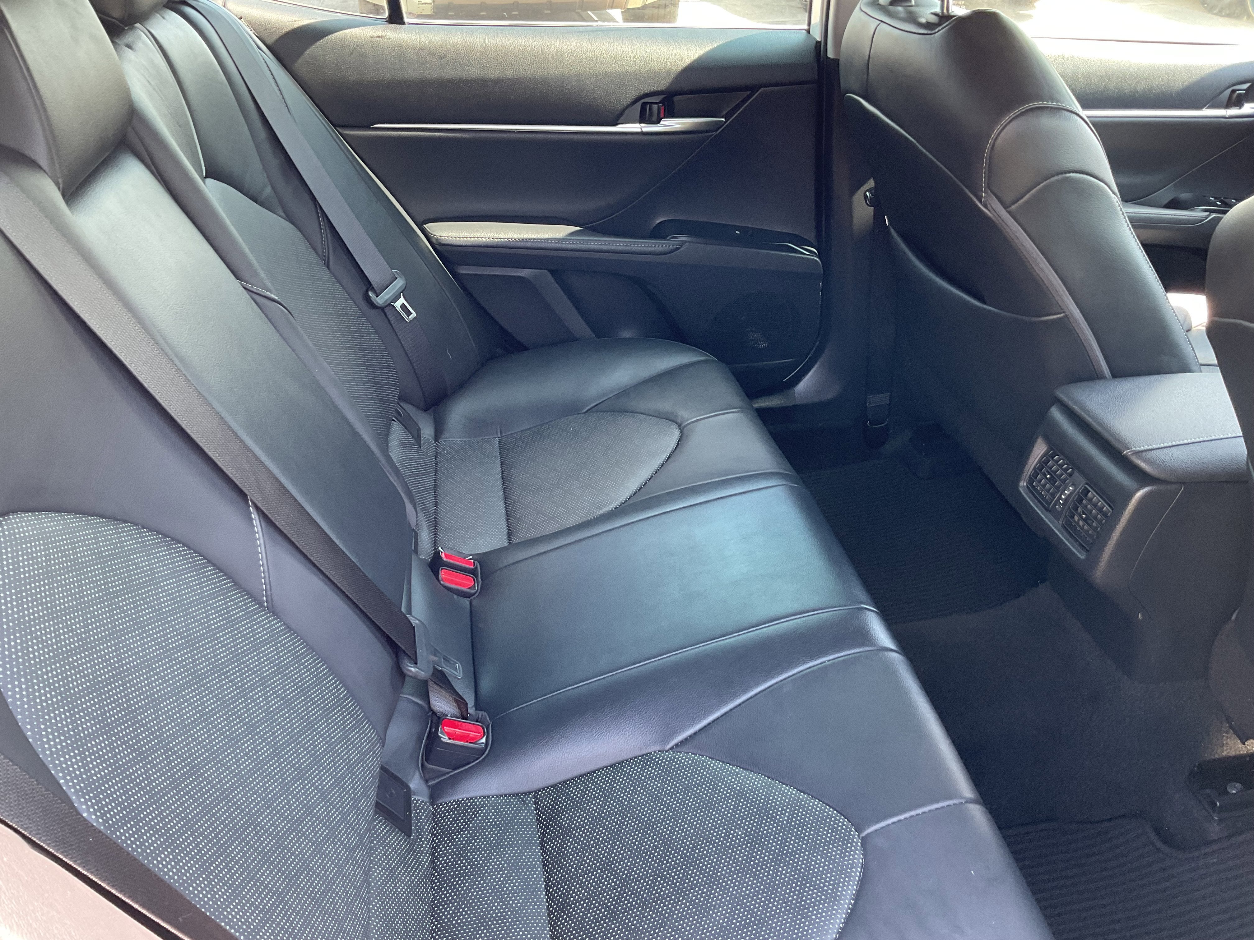 2019 Toyota CAMRY XLE V6