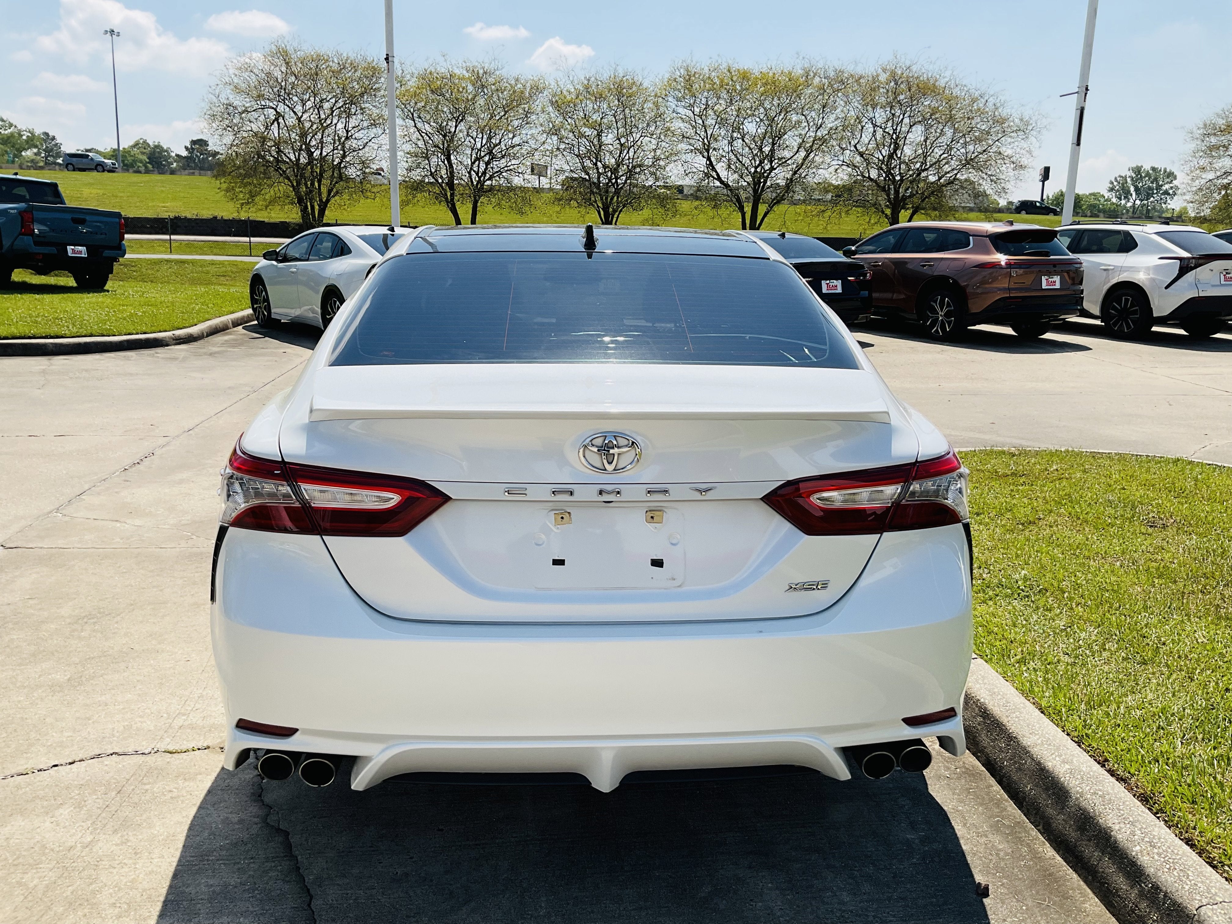 2019 Toyota CAMRY XLE V6
