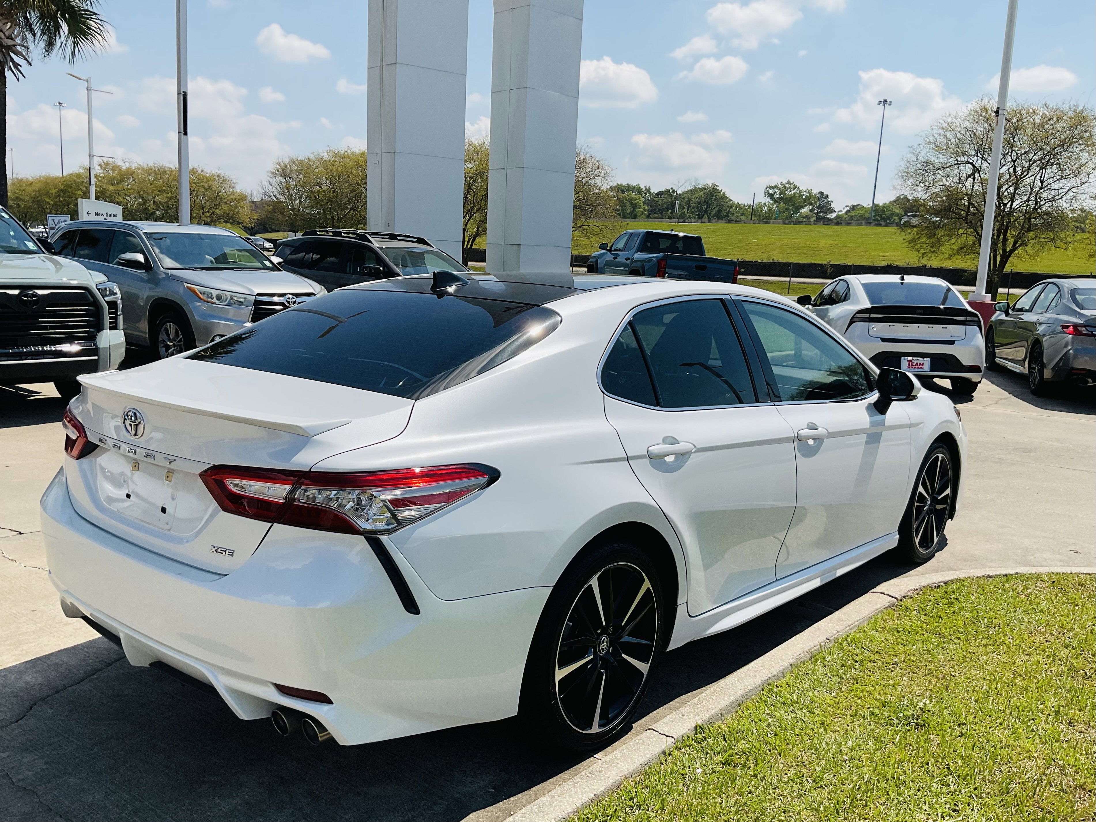 2019 Toyota CAMRY XLE V6
