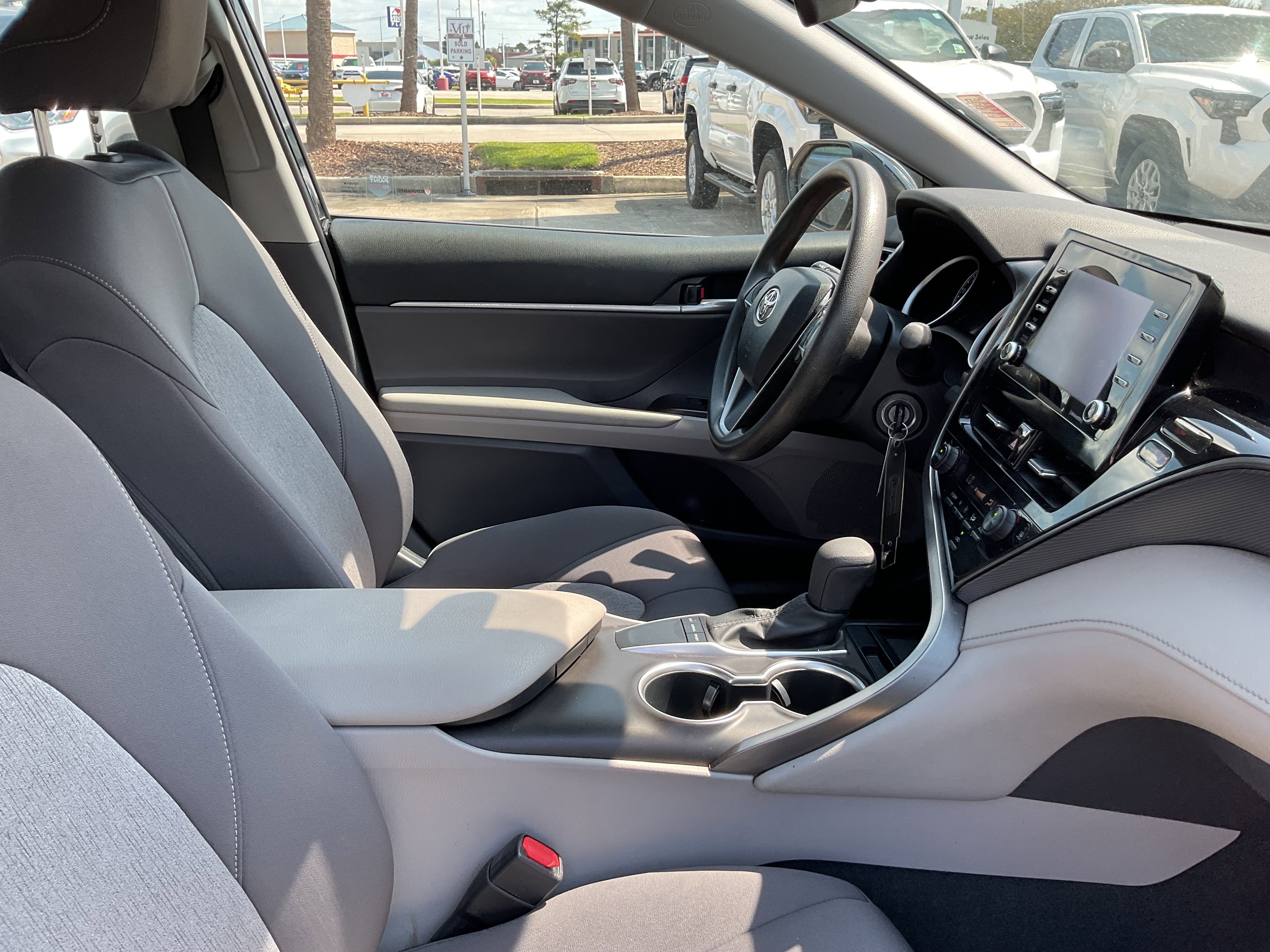 2023 Toyota CAMRY LE