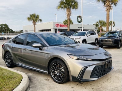 2025 Toyota CAMRY SE