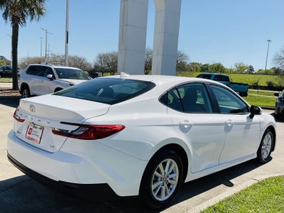 2025 Toyota CAMRY LE