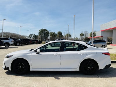 2025 Toyota CAMRY SE
