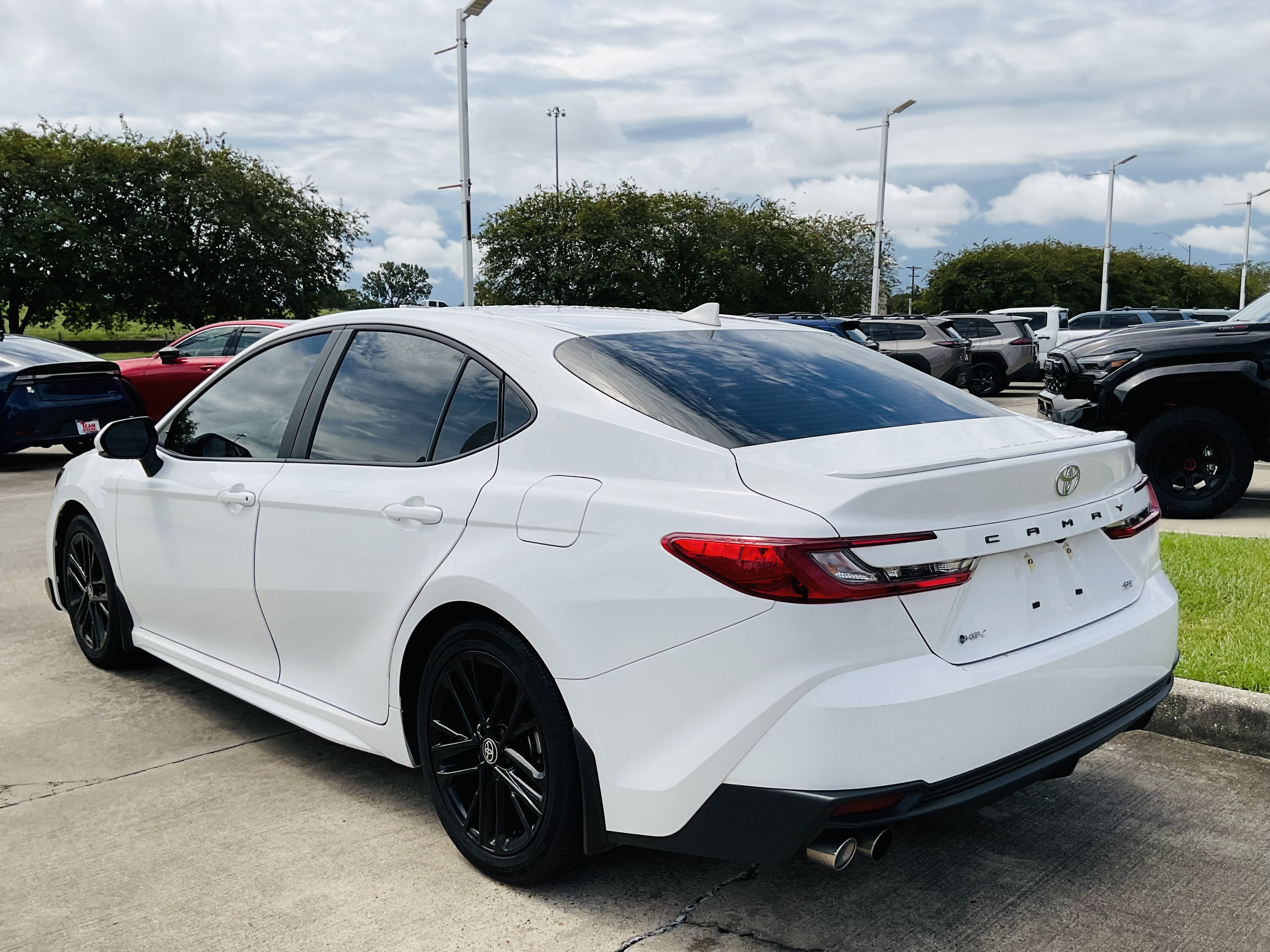 2025 Toyota Camry SE