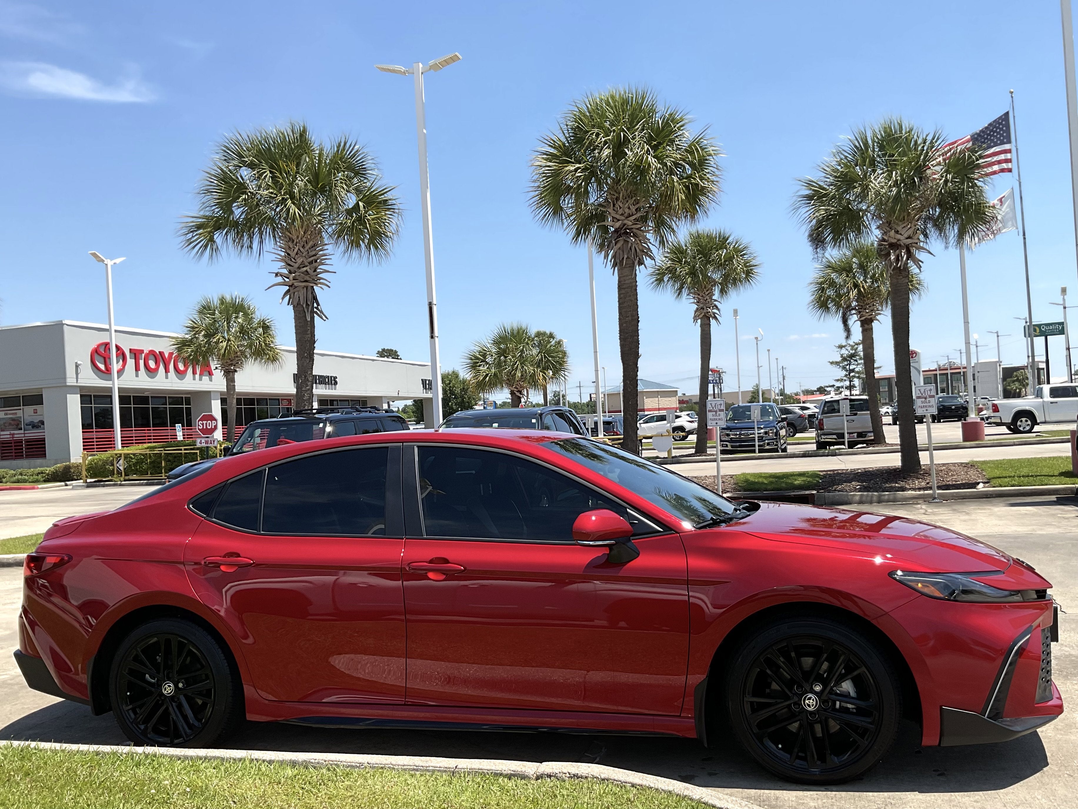 2025 Toyota CAMRY SE