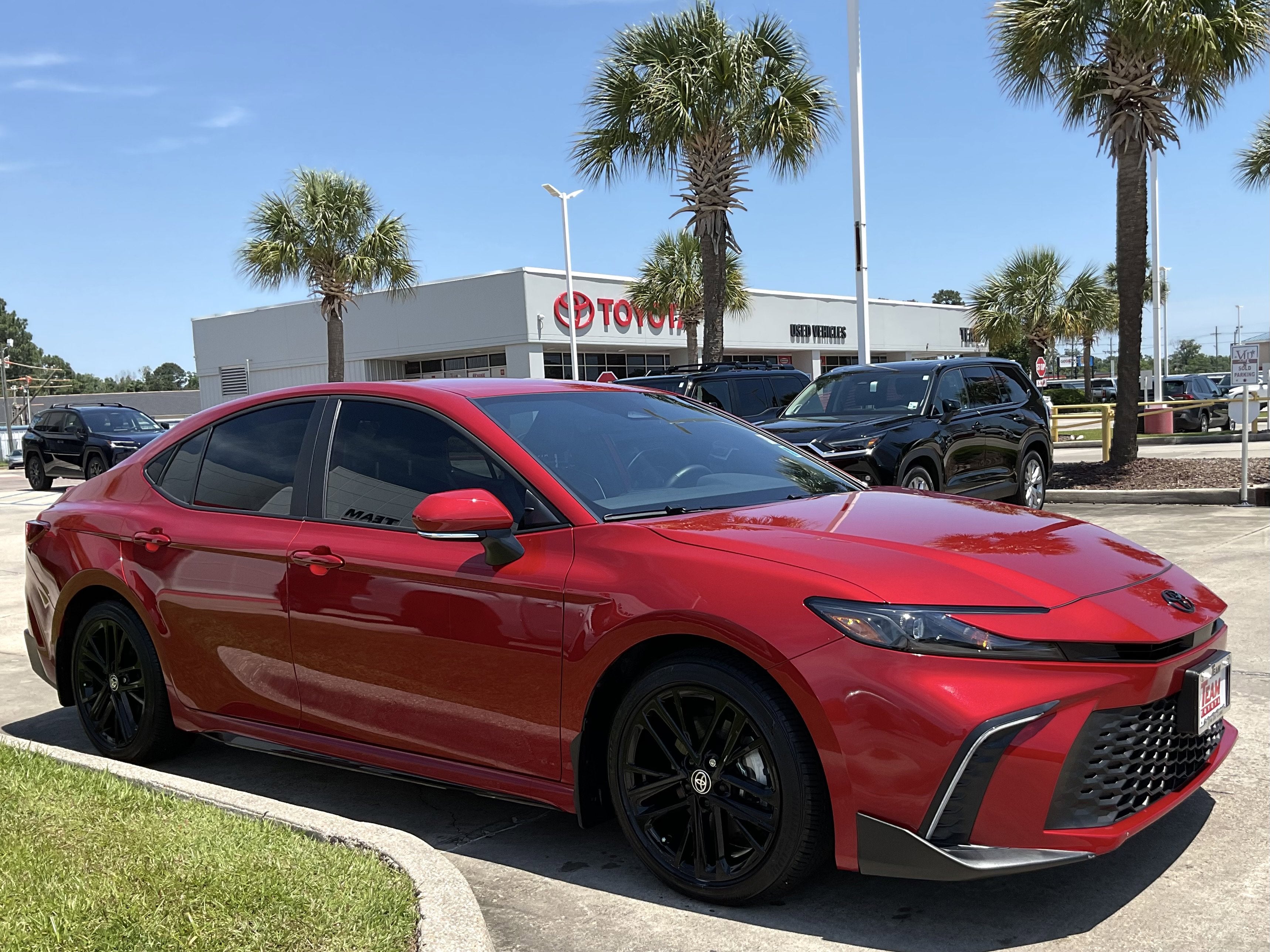 2025 Toyota CAMRY SE