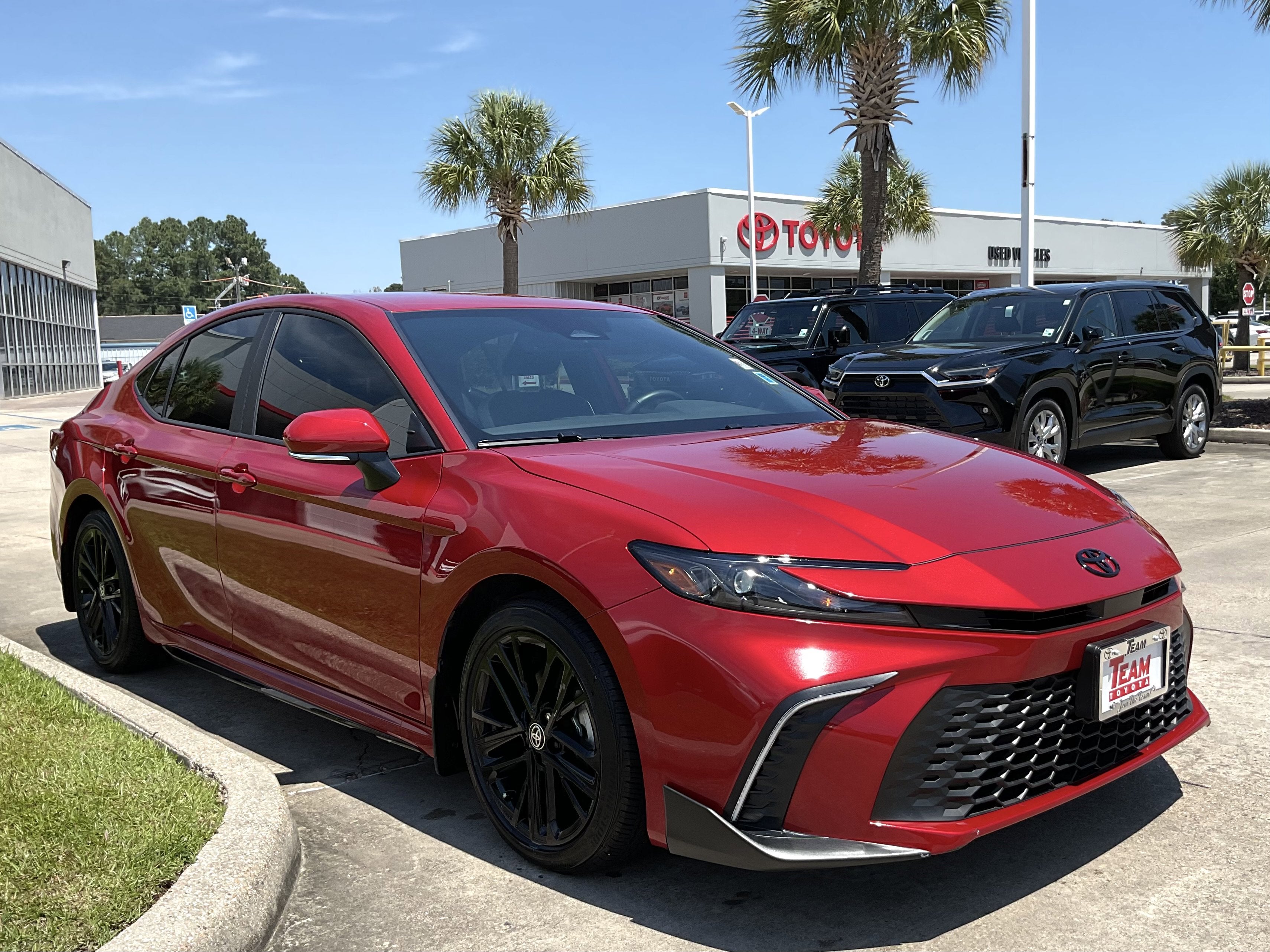 2025 Toyota CAMRY SE