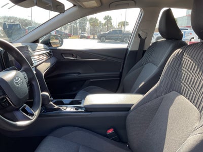 2025 Toyota CAMRY LE