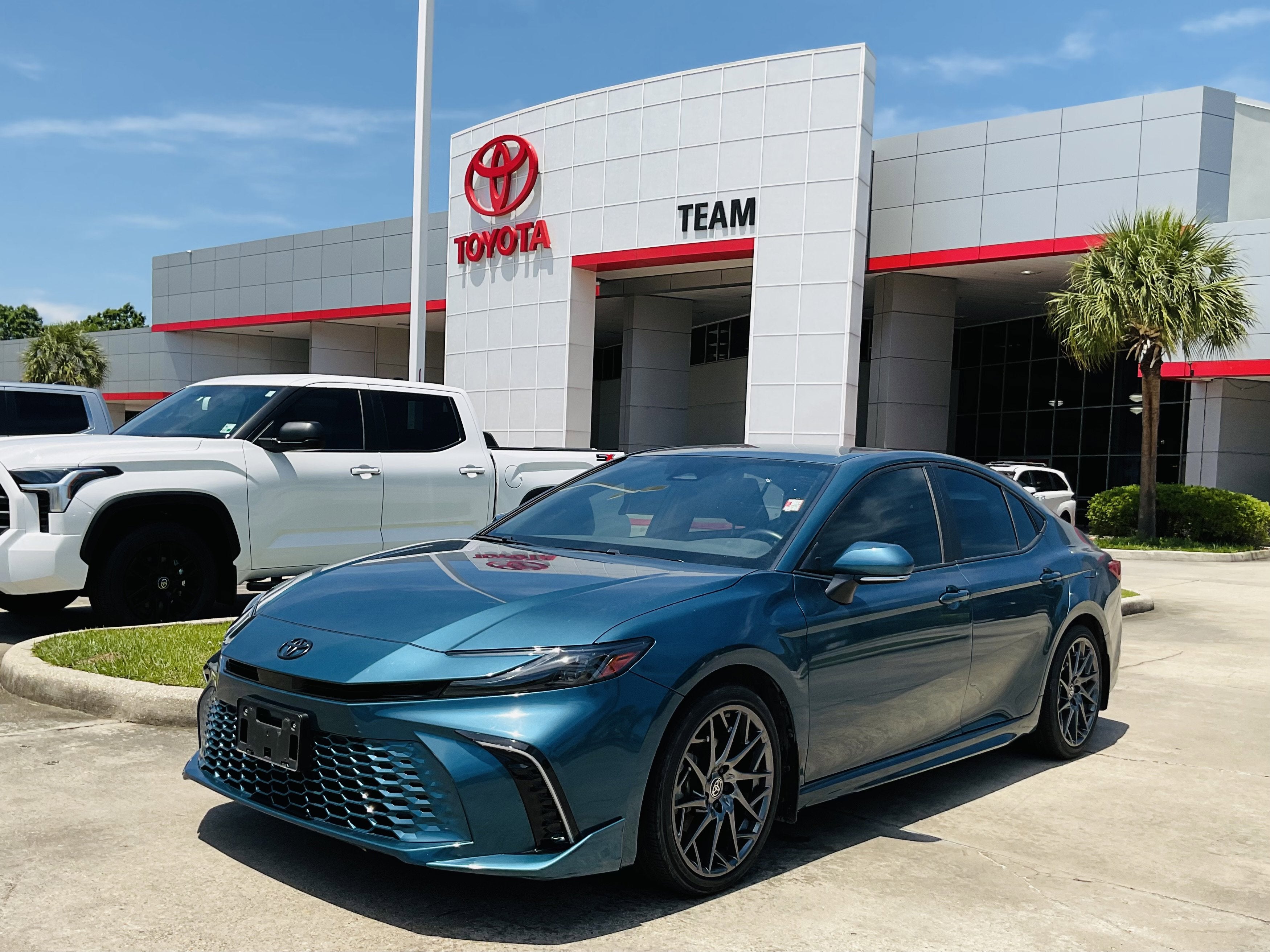 2025 Toyota CAMRY XSE