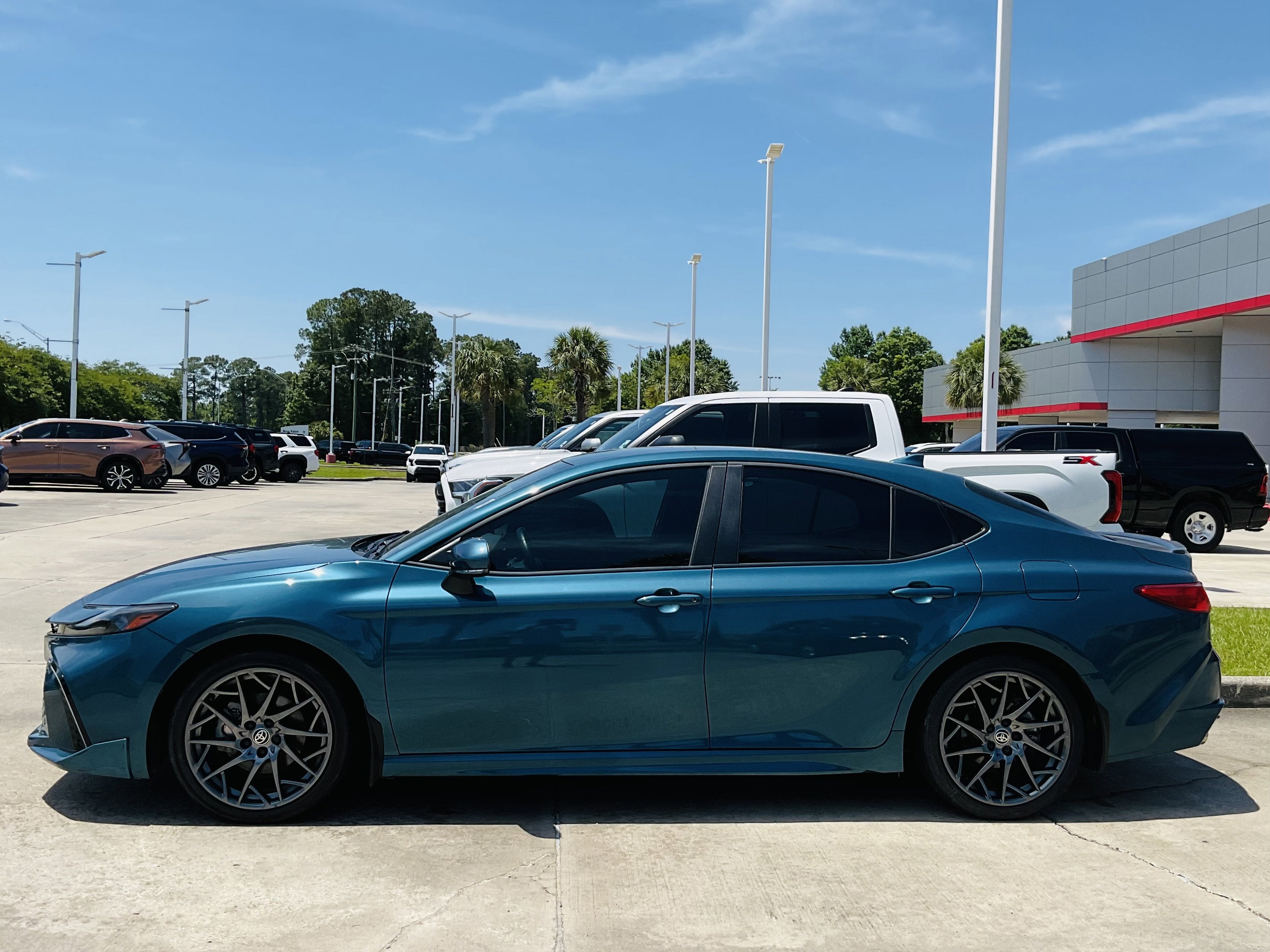 2025 Toyota CAMRY XSE