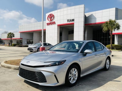 2025 Toyota CAMRY LE