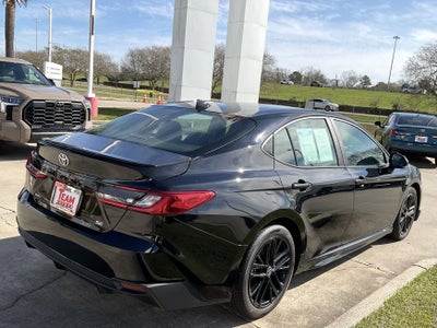 2025 Toyota CAMRY SE