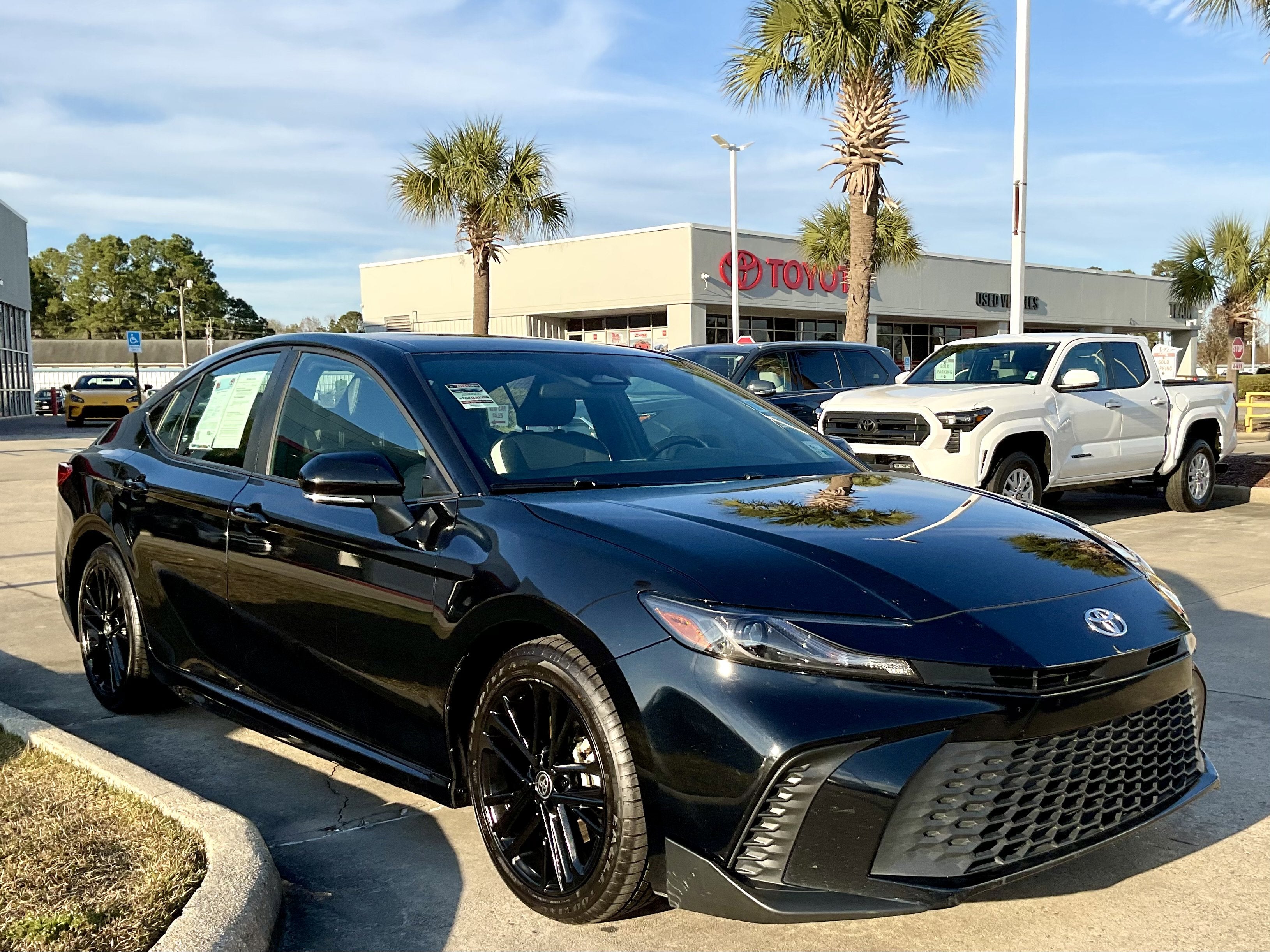 2025 Toyota CAMRY SE