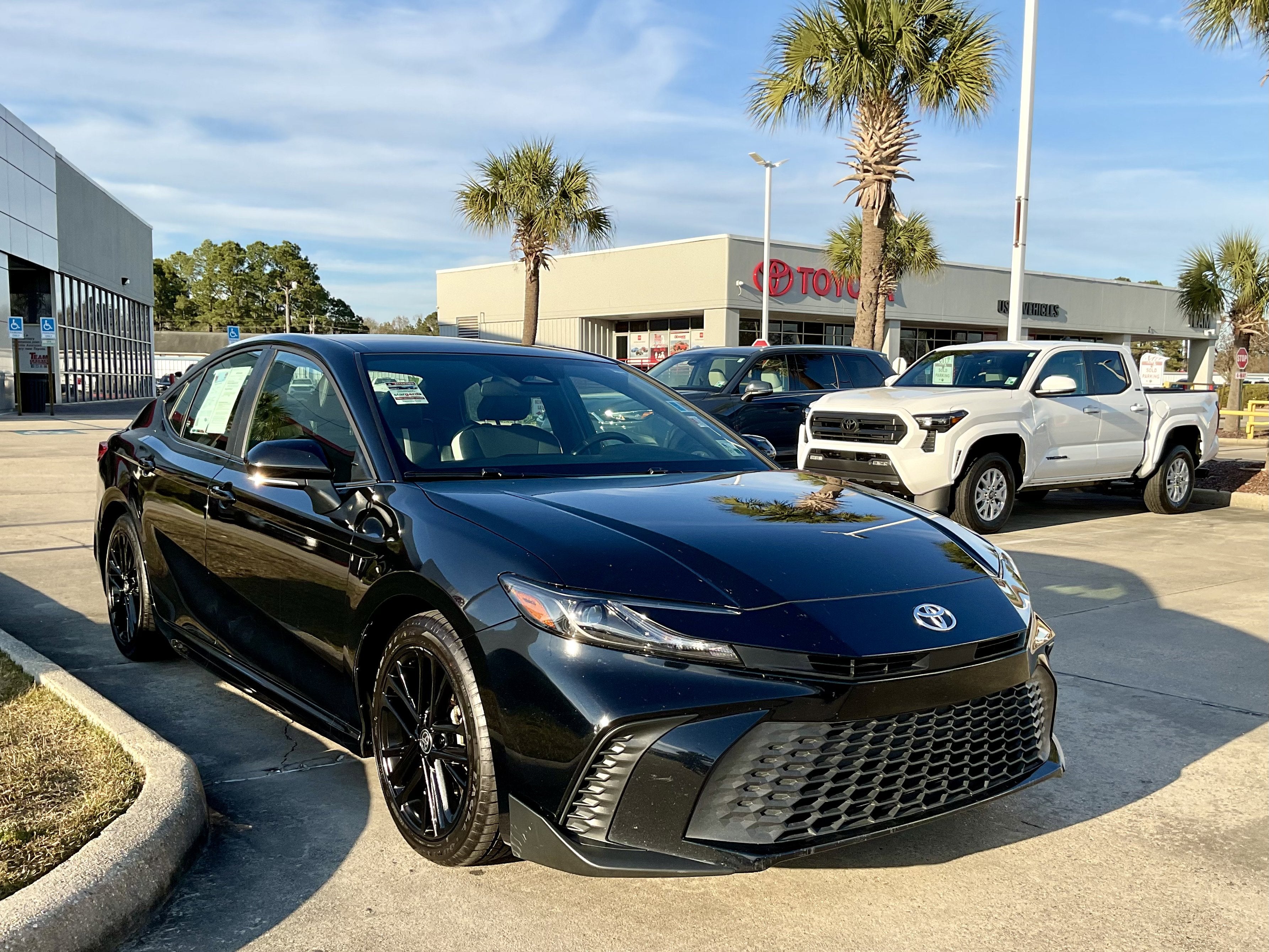 2025 Toyota CAMRY SE