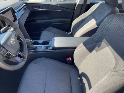 2025 Toyota CAMRY LE