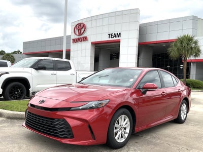 2025 Toyota CAMRY LE