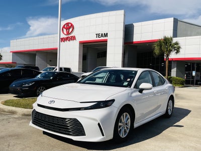 2025 Toyota CAMRY LE