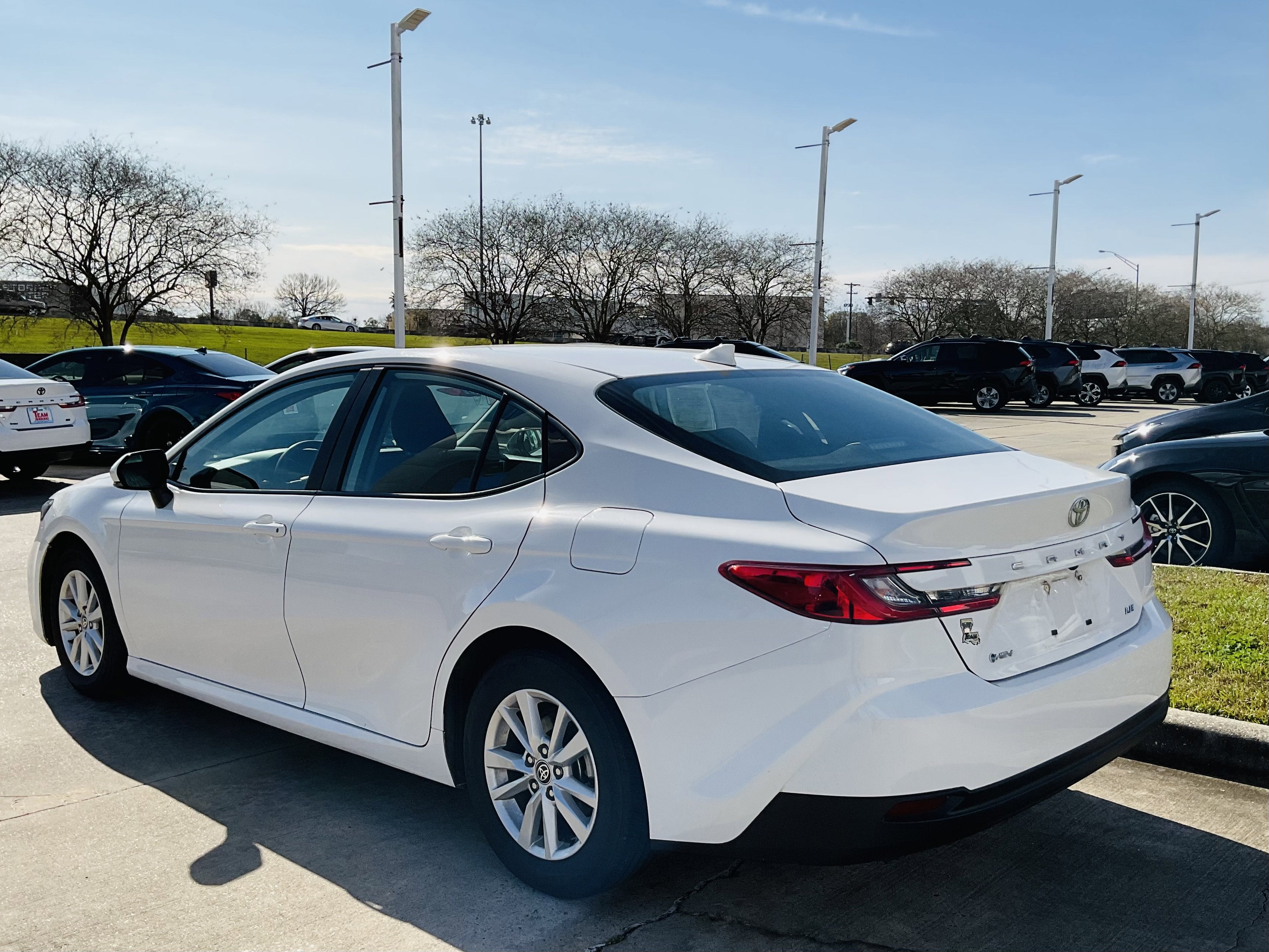 2025 Toyota CAMRY LE