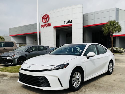 2025 Toyota CAMRY LE