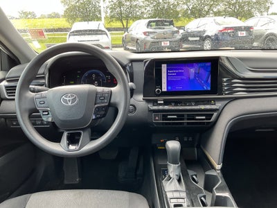 2025 Toyota CAMRY LE