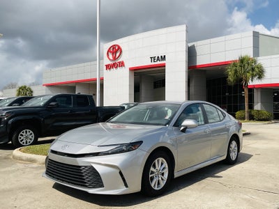 2025 Toyota CAMRY LE